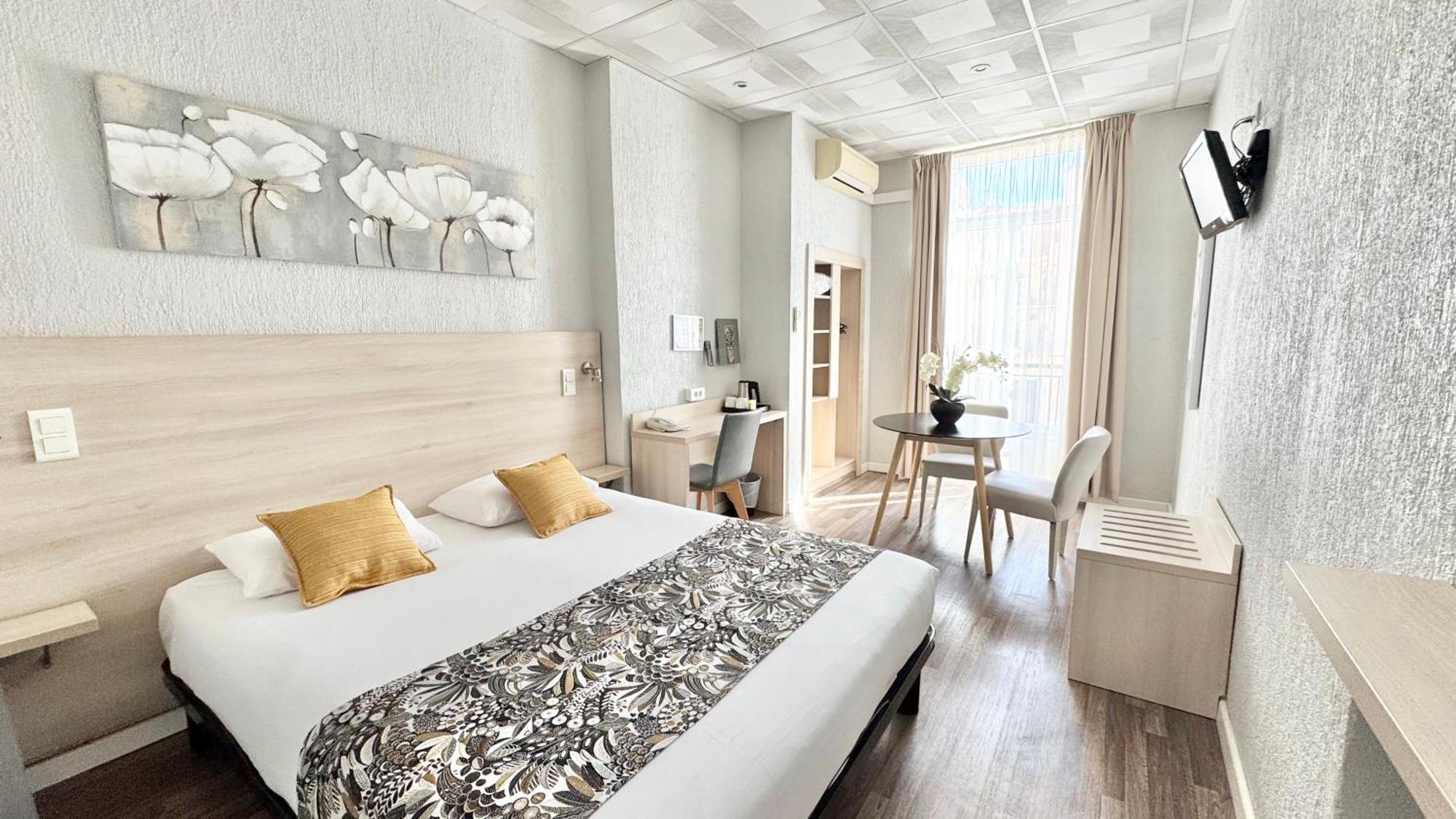 Helvetique Hotel