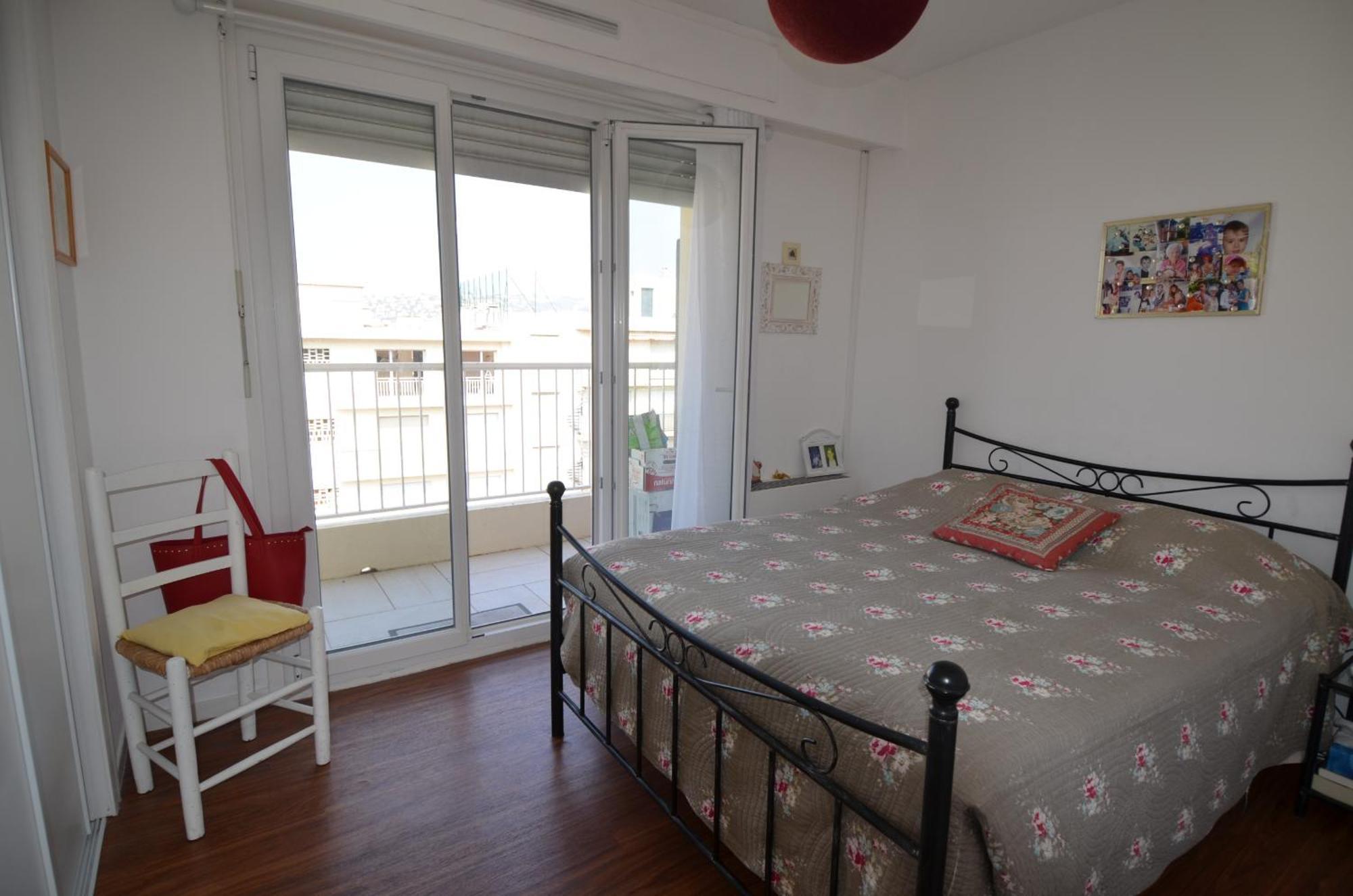 Phoenix - 4 Personnes Avec Superbe Terrasse, Clim Et Parking Le Port De Nice