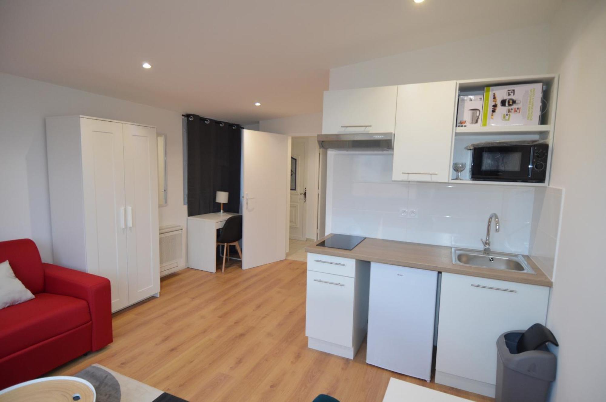 Cassin - Next To Tramway Line 2 Near Airport * Nice