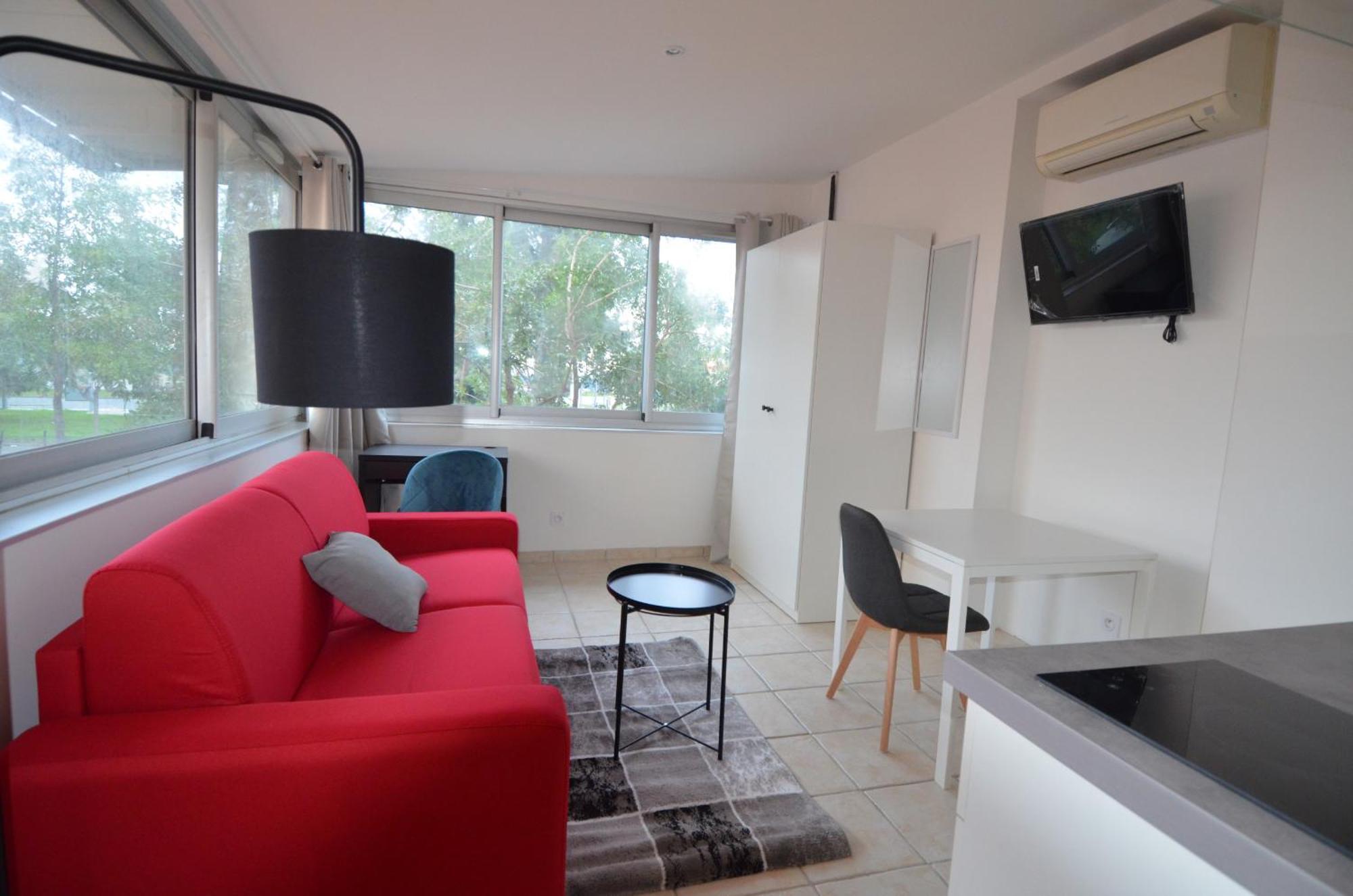 Cassin - Next To Tramway Line 2 Near Airport * Nice