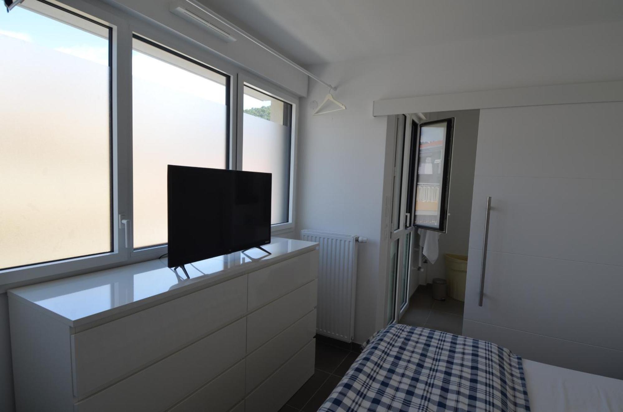 Smolett - Cosy Au Coeur Du Quartier Du Port Apartment *