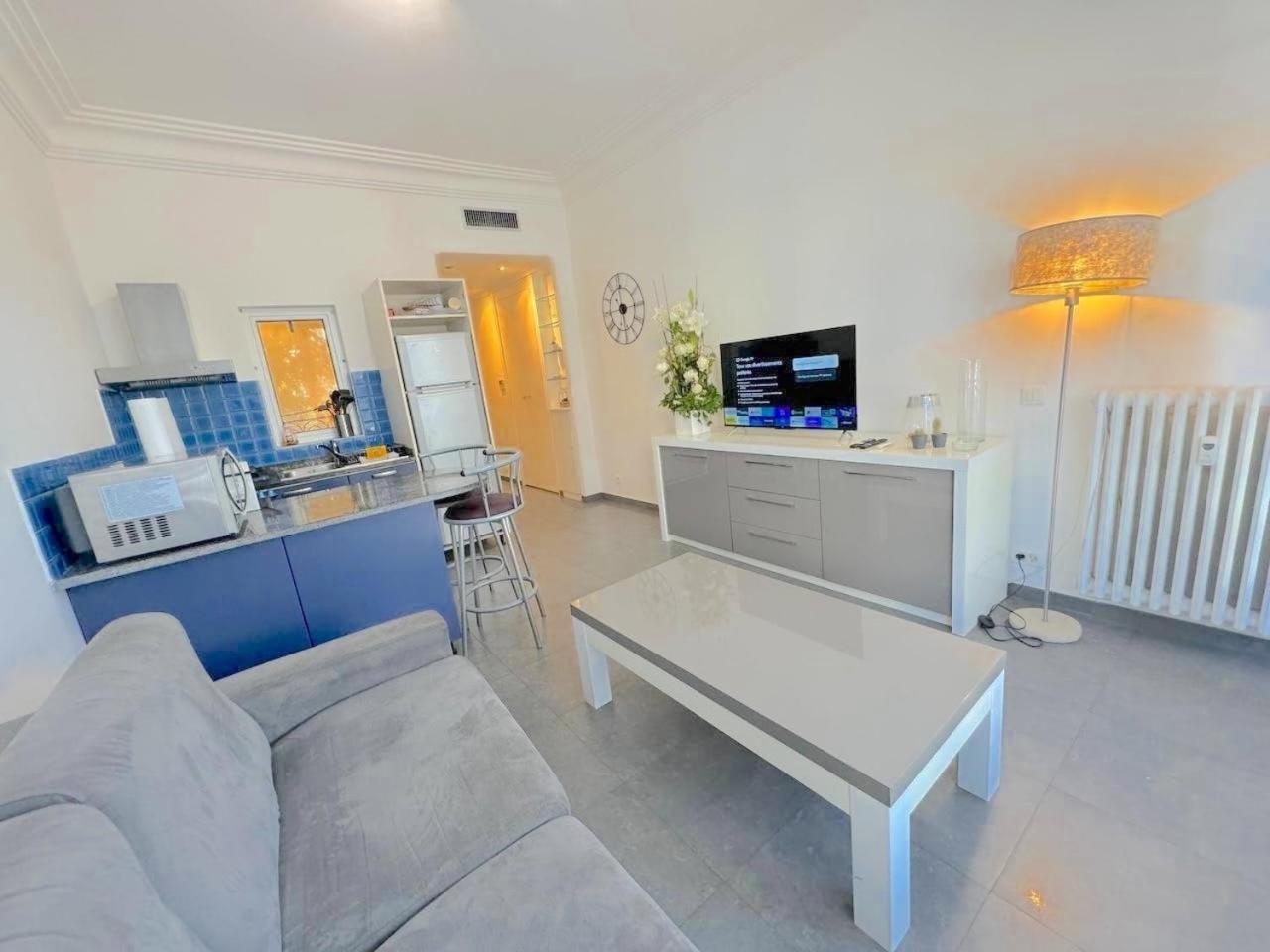 Apartment 2 Pieces 600m 1km De La Gare *