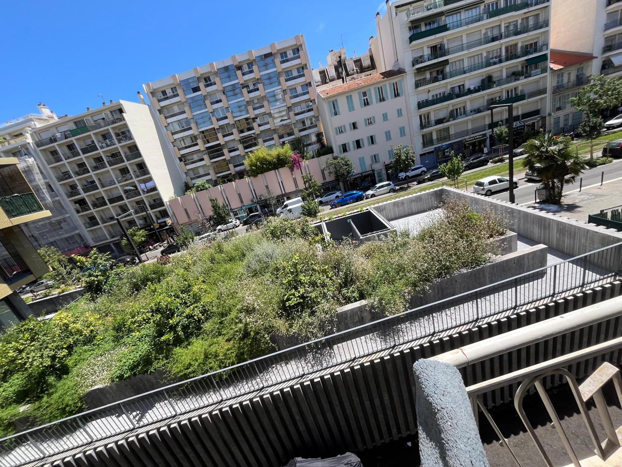 Spacieux 2 Minutes De La *