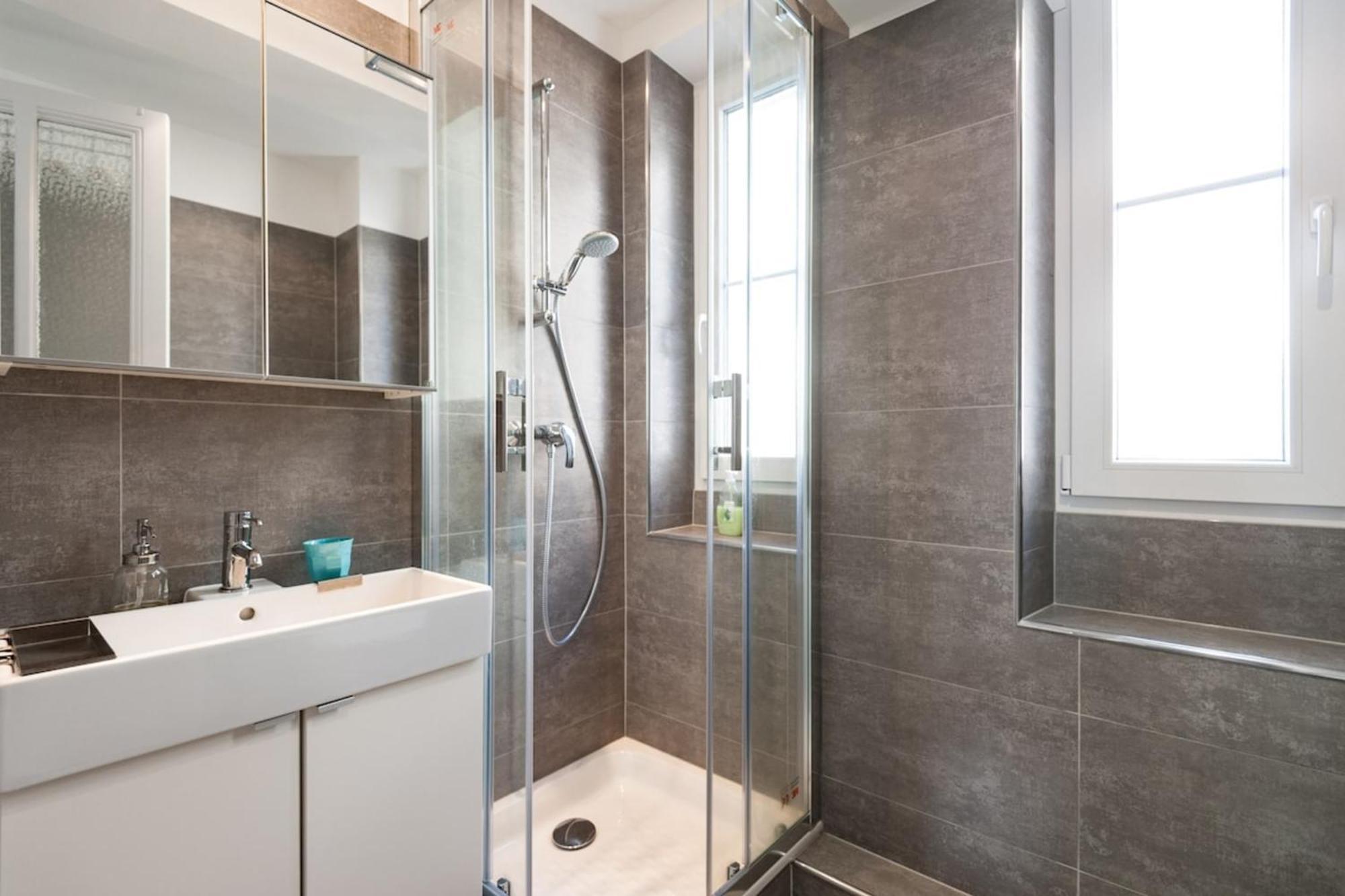 Apartment Explore From Our Cozy & Quiet 2br Aptparking