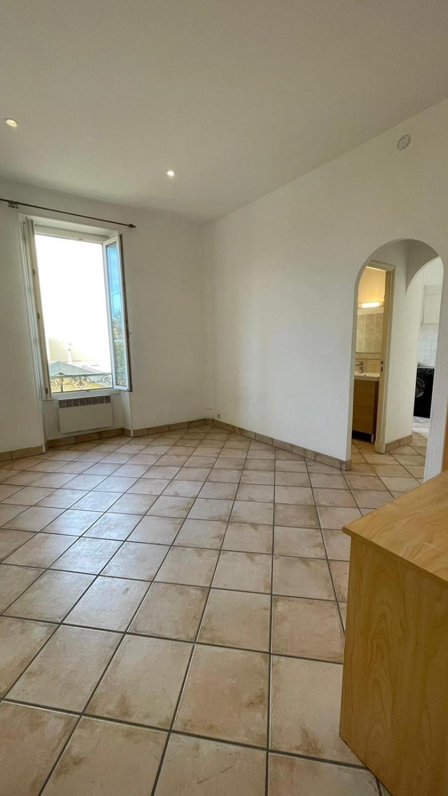 Grand Dans Le Centre De * Nice