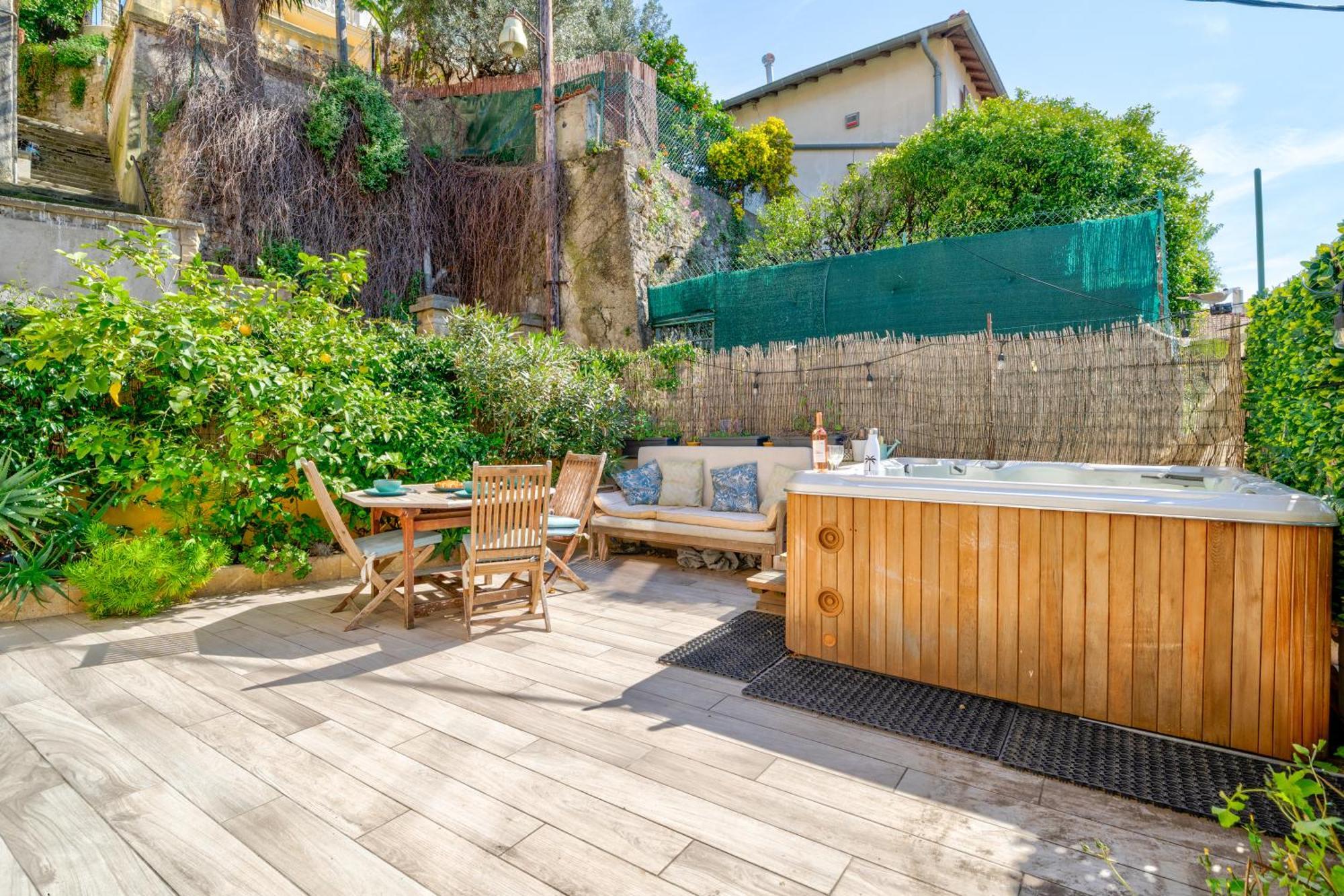 Apartment Cosy 4 Pieces Clim Terrasse Jacuzzi Nice
