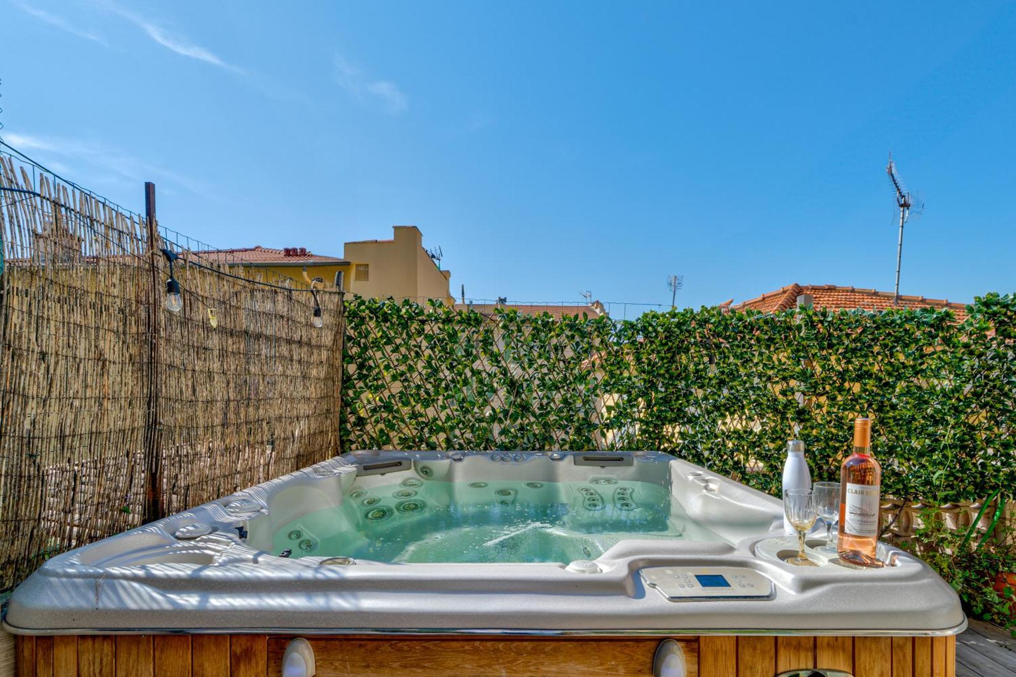Apartment Cosy 4 Pieces Clim Terrasse Jacuzzi *