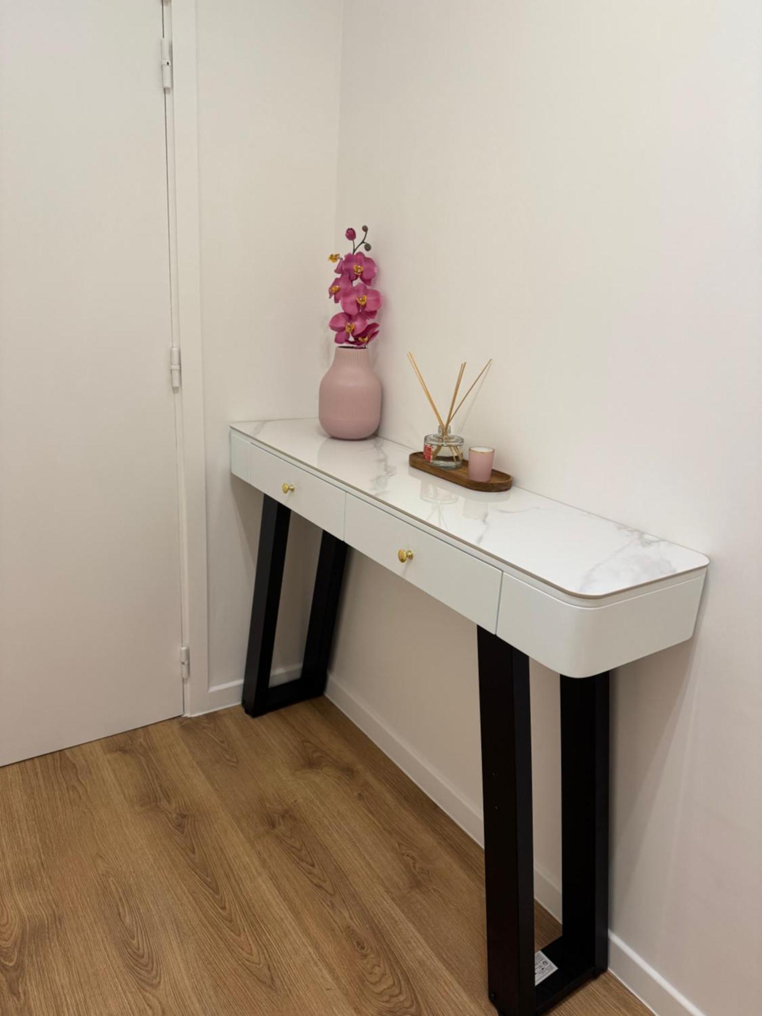 Apartment Beau Avec Belle Terrasse Au Centre De