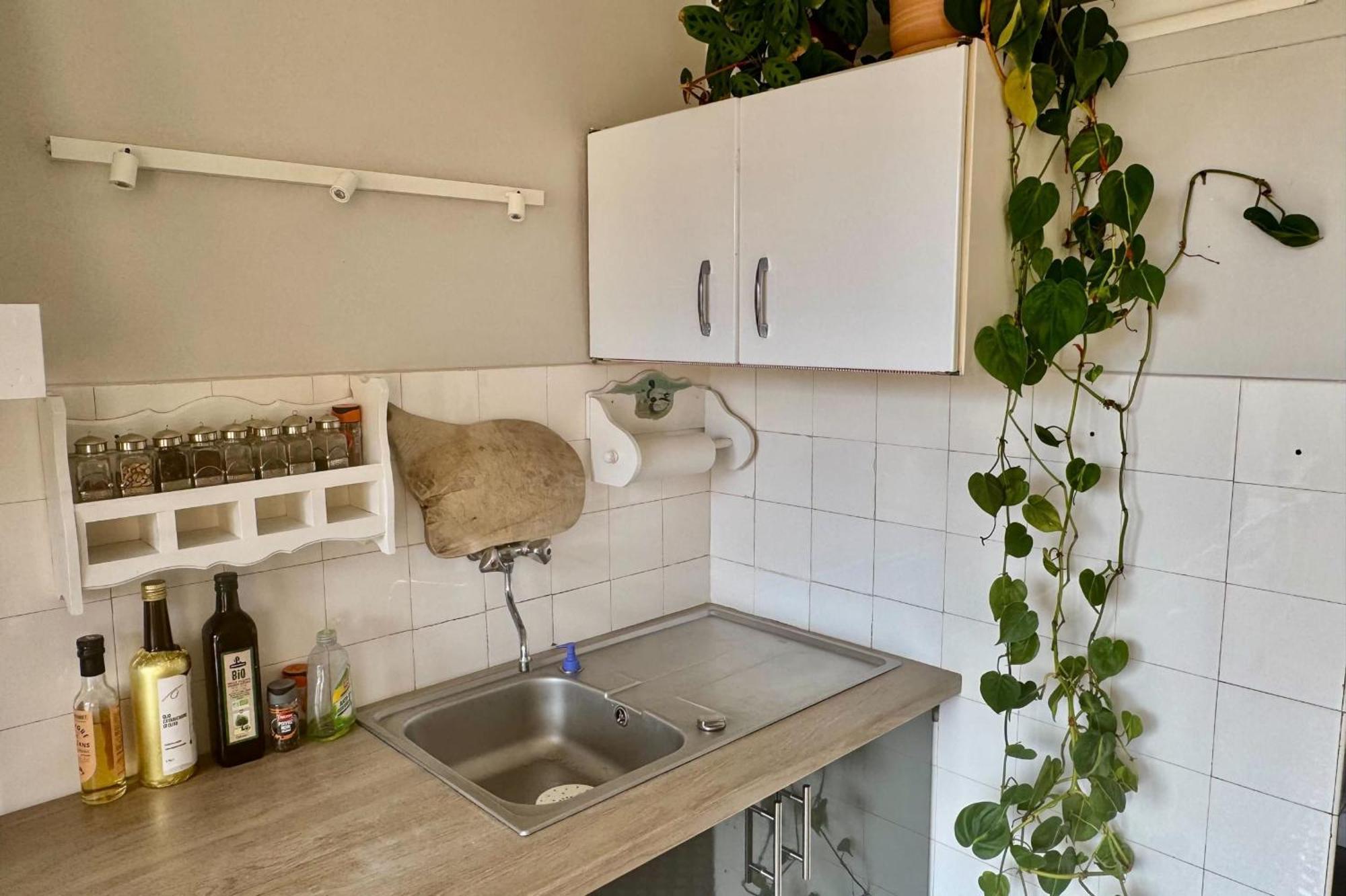 Apartment Beautiful T2 With Balcony Near Downtown Nice