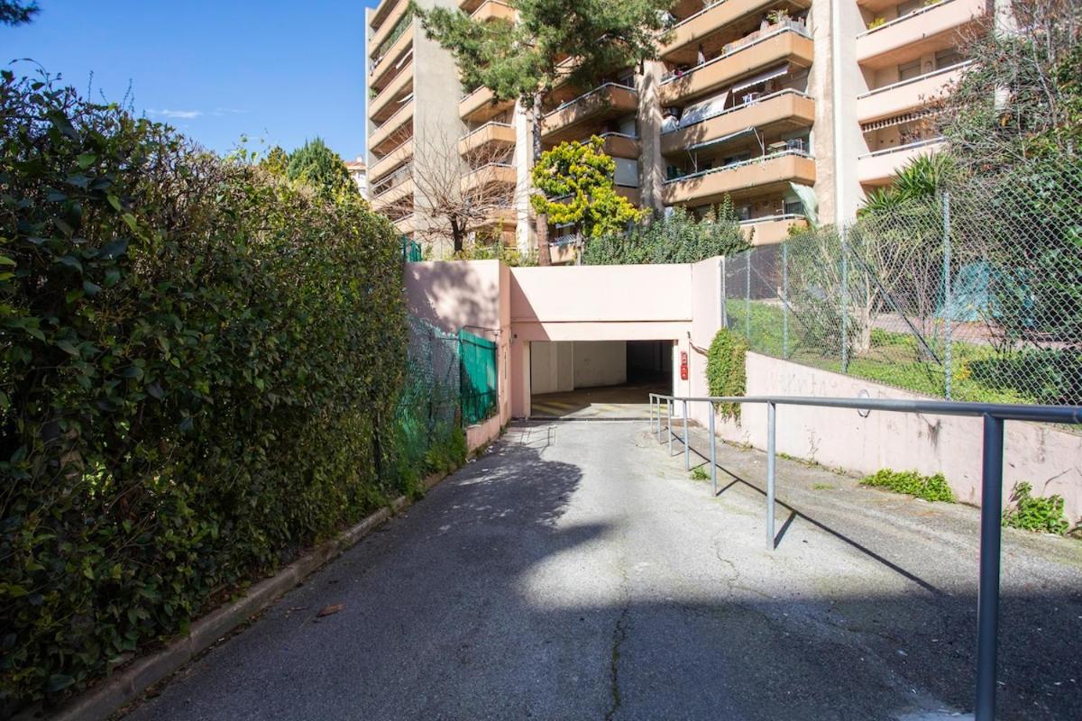#41 Flat For 6, 3 Bdrs Parking Wifi 5mins Walk Tram T1 Nice