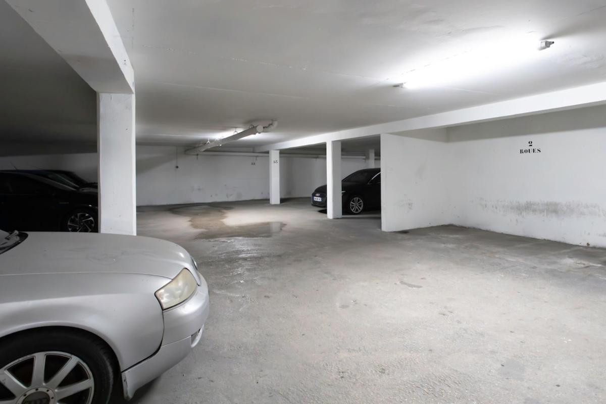 #41 Flat For 6, 3 Bdrs Parking Wifi 5mins Walk Tram T1 Apartment Nice