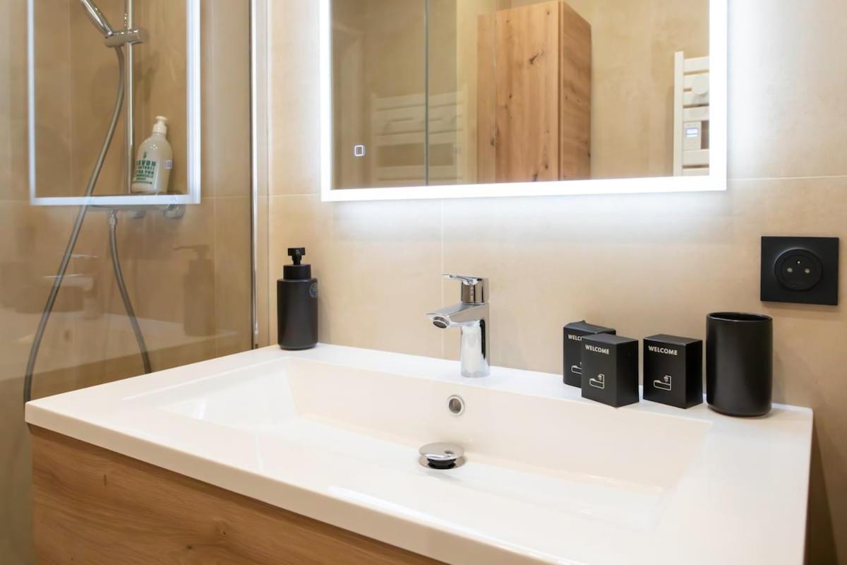 Appartement #41 Flat For 6, 3 Bdrs Parking Wifi 5mins Walk Tram T1 Nice