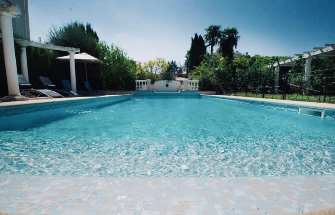 Prestigieuse Avec Piscine Privée Au Cœur De Villa *