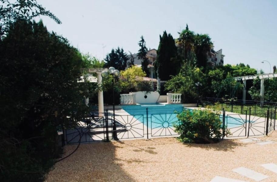 Prestigieuse Avec Piscine Privee Au Coeur De Pousada Nice