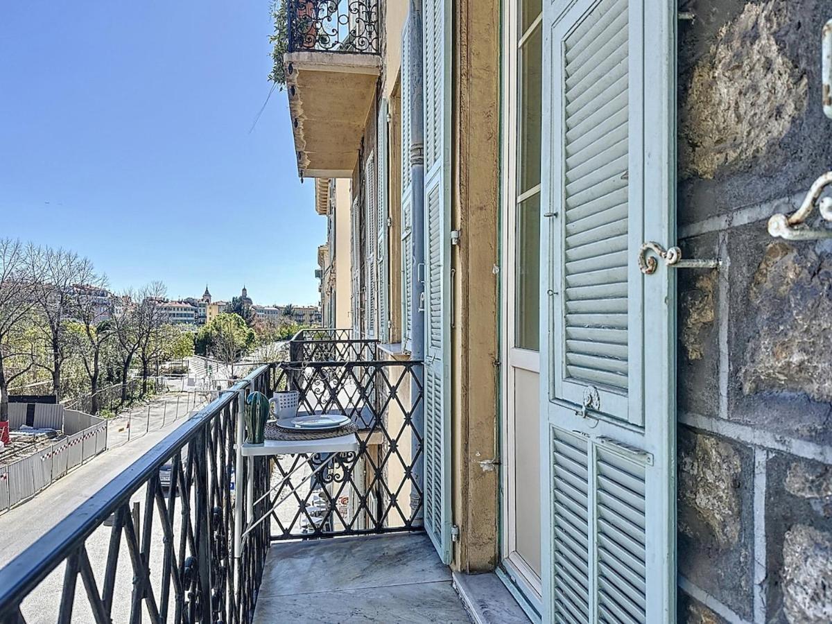3 Air-conditioned With Unobstructed View Apartment *