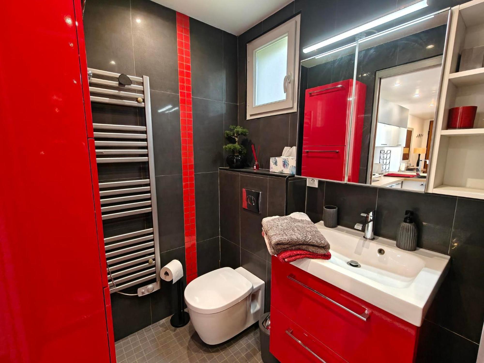 Toit Terrasse Nice-ouest Avec Parking, Clim Et Piscine * Nice