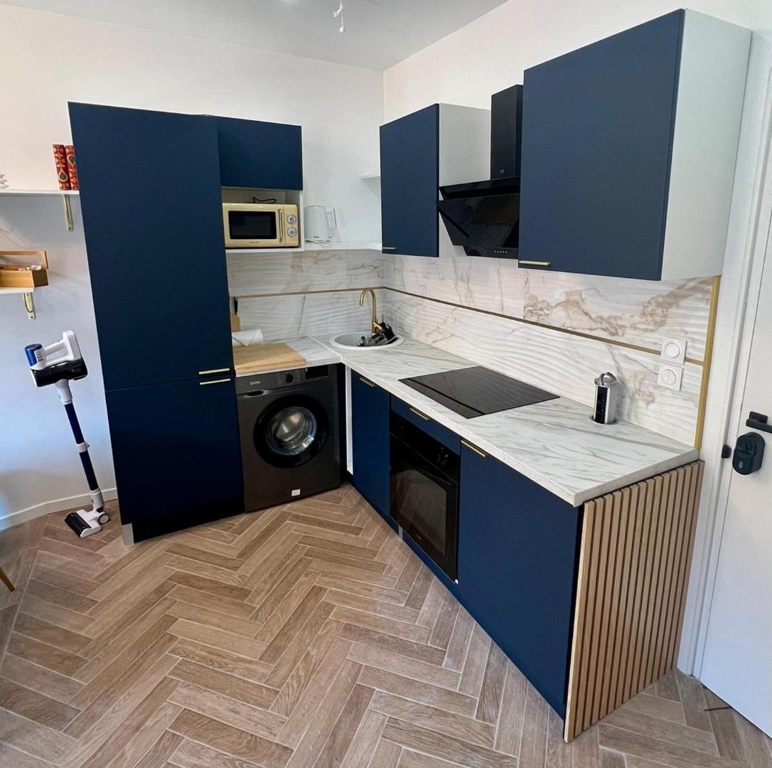 Nouveau ! Au Centre De Pour 4p - Moon34