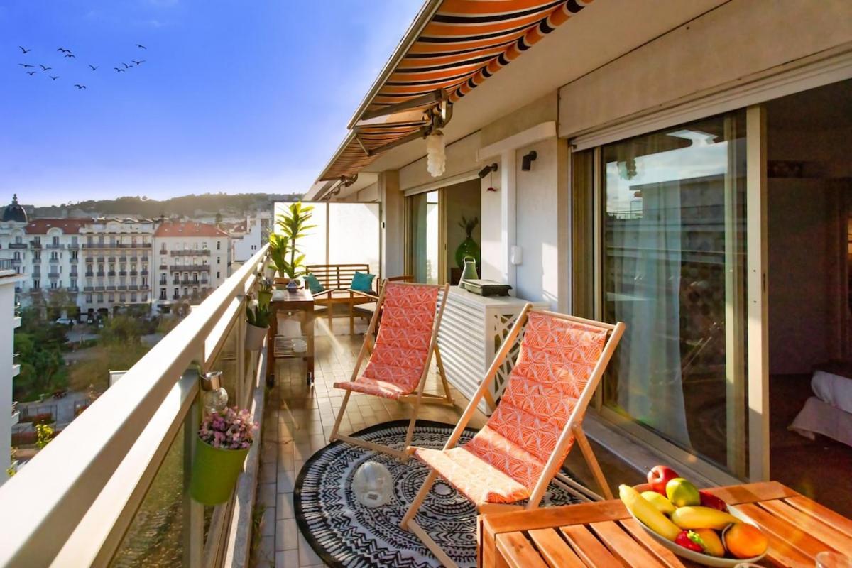 Apartment With Terrace, 8 Min Walk Sea, Parking, Ac *