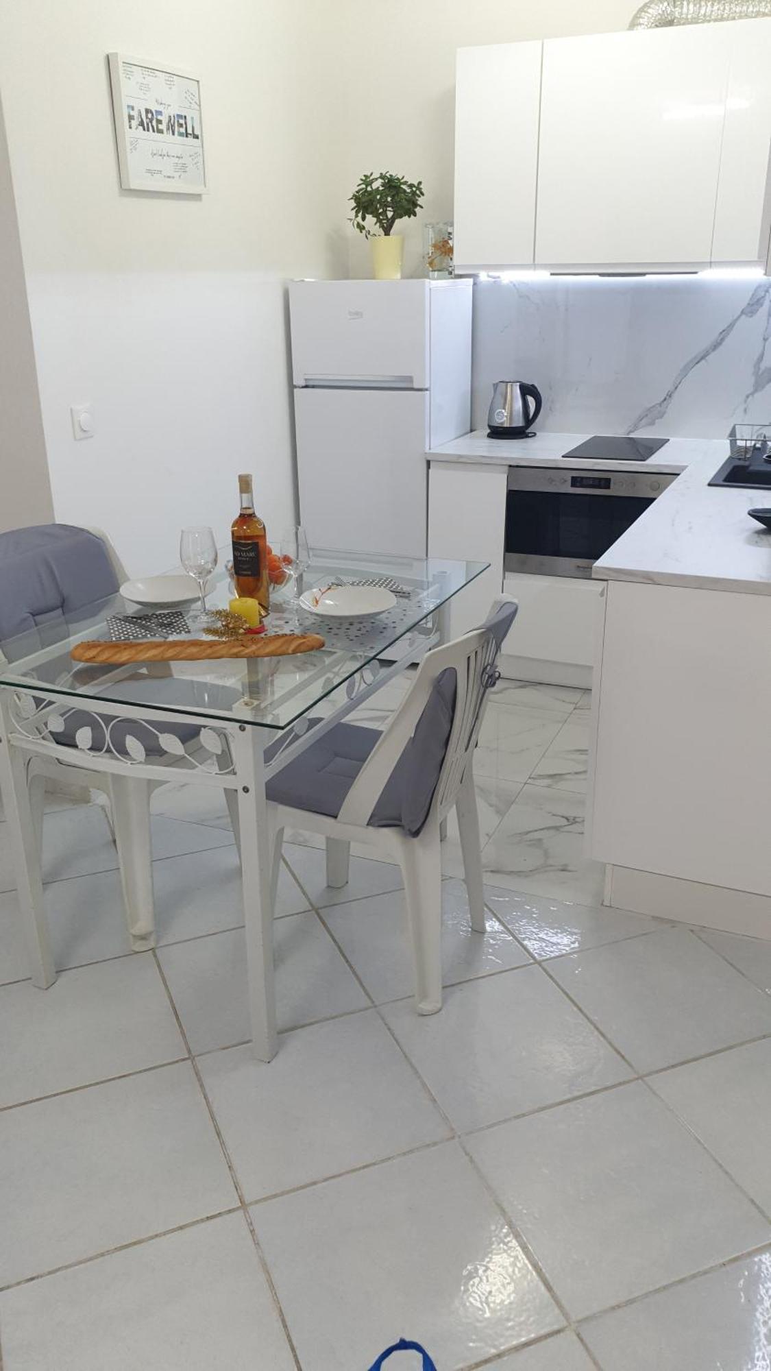 Apartment Place Close To The Ac Air , Wi Fi, Parking