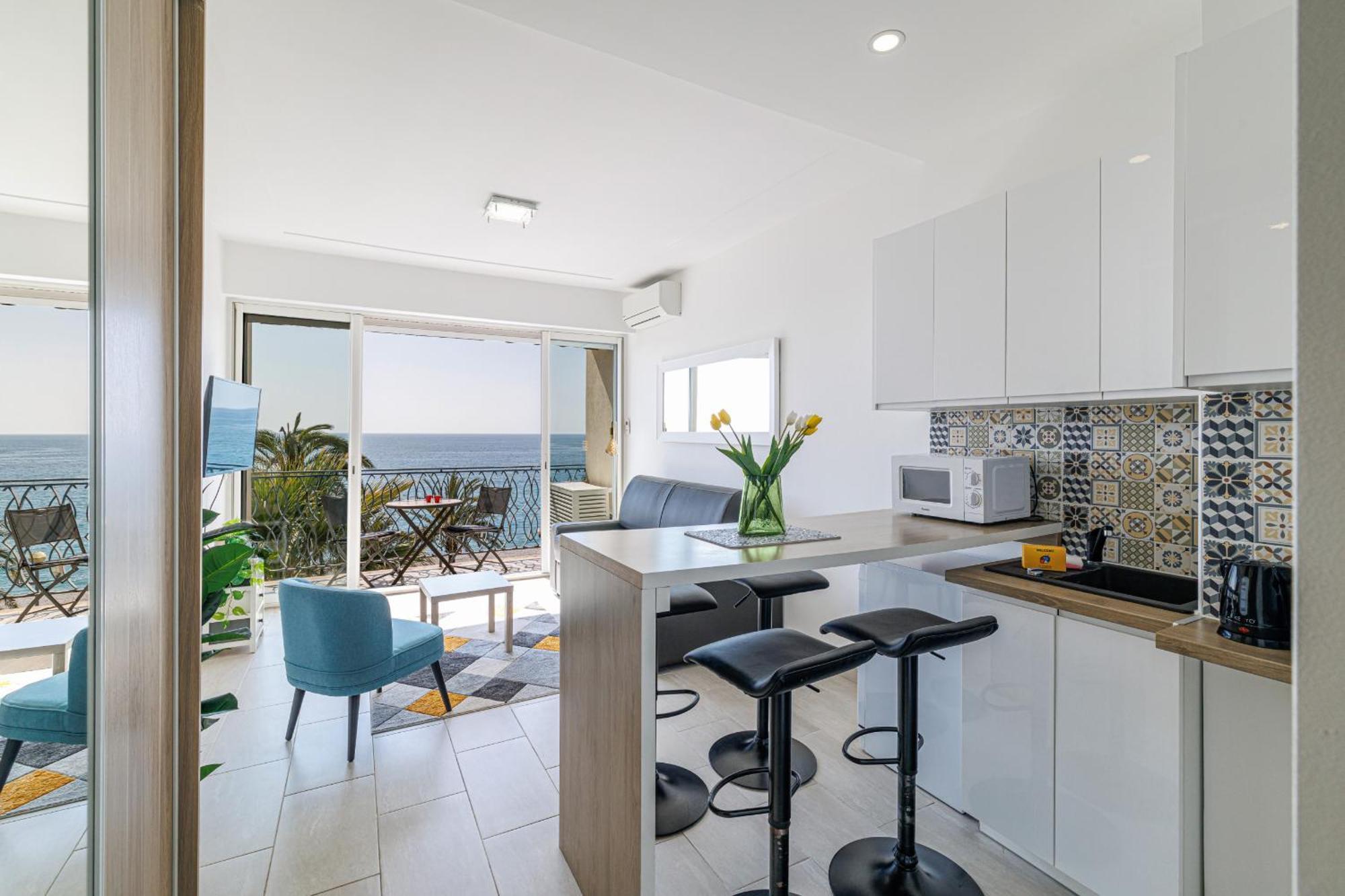 Sea View - Lovely Promenade Des Apartment *