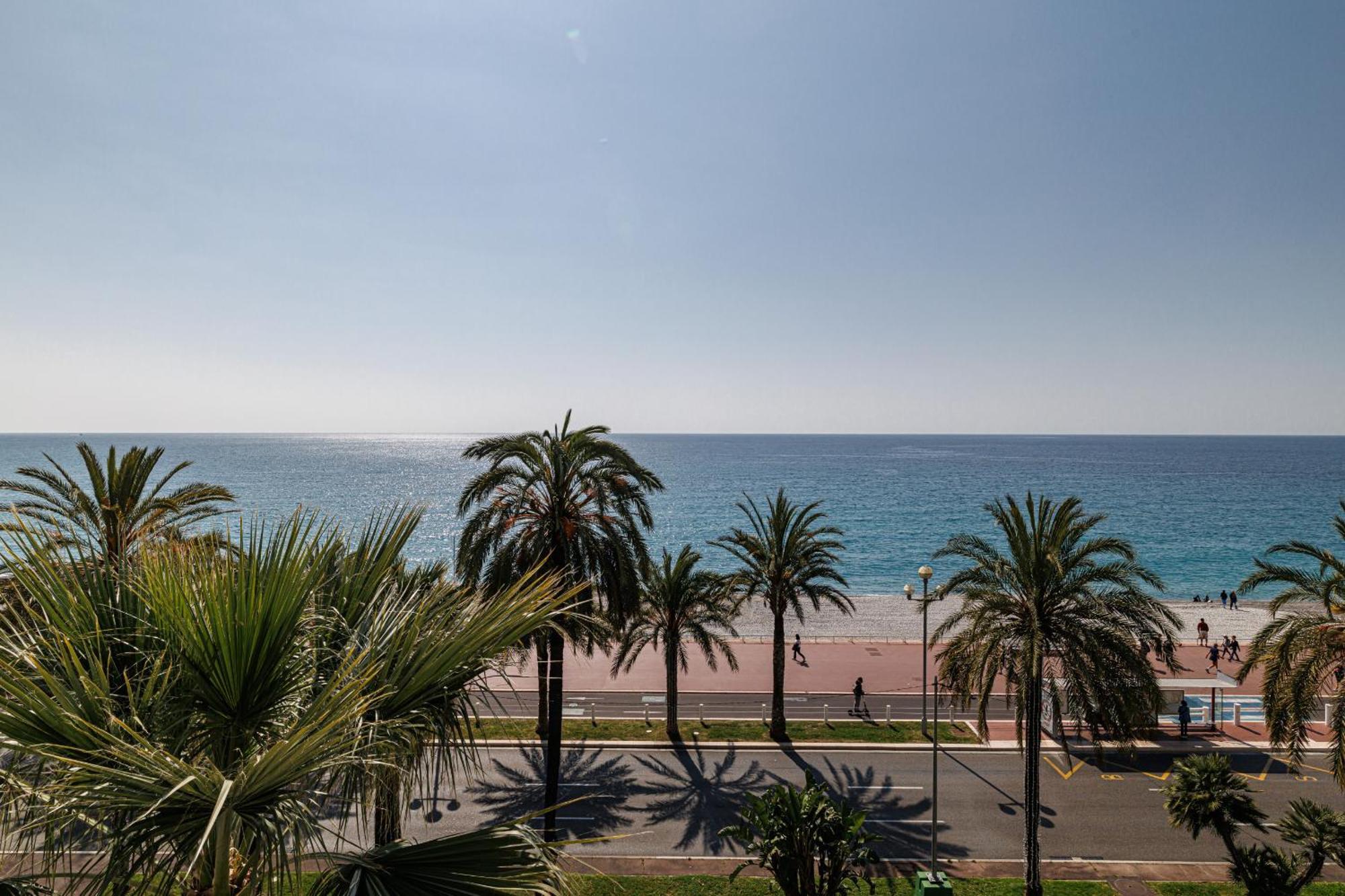 Sea View - Lovely Promenade Des Apartment
