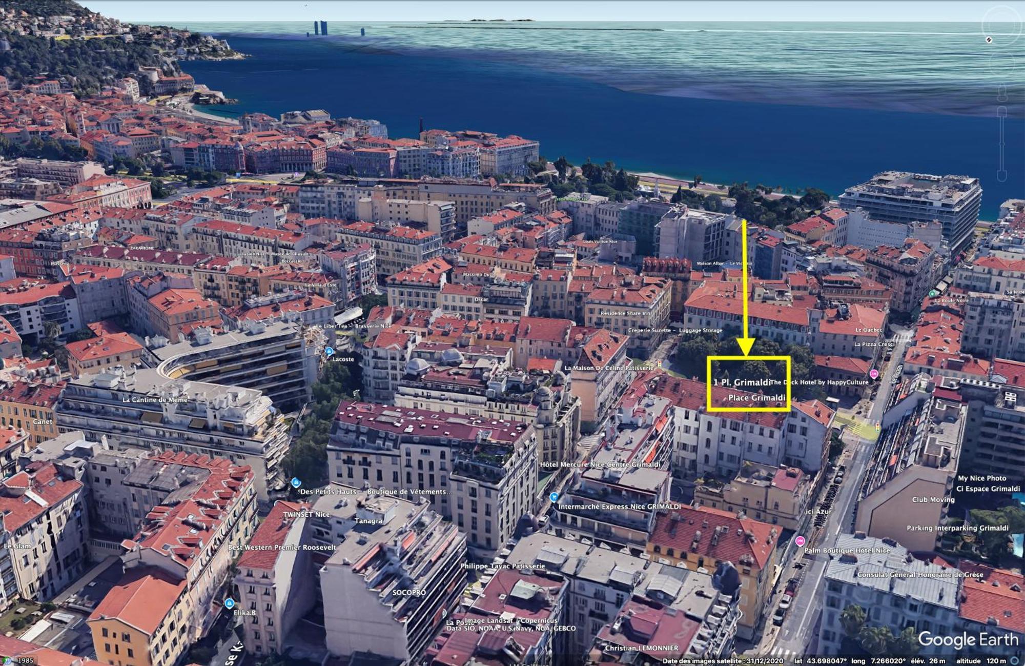 Apartment New! Remodeled In The Heart Of Nice, 3 Min, 2br, Ac, Elevator, Amazing Little Terrace, Location! Nice