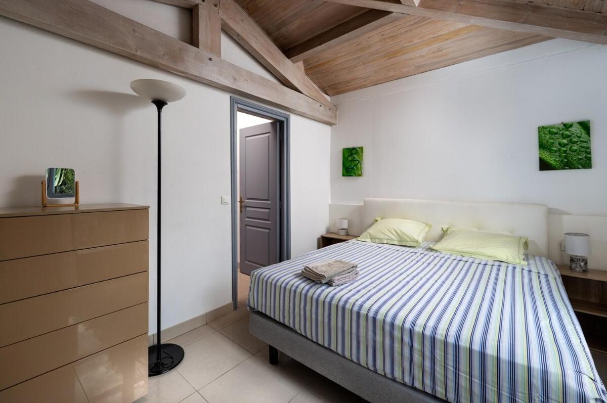 Maison Nicoise, Jardin, Piscine, Parking Double Villa