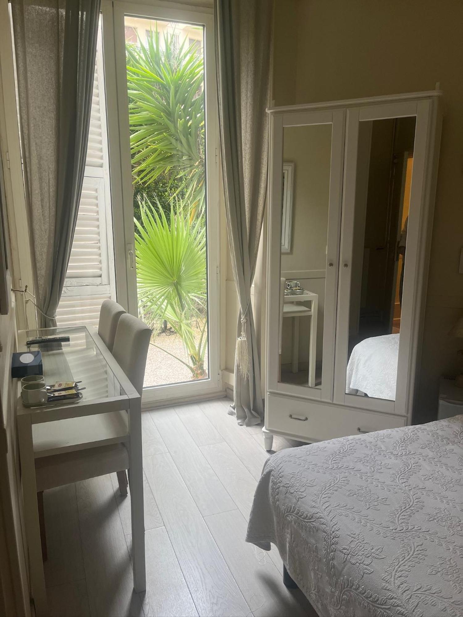 Garden 3* Nice