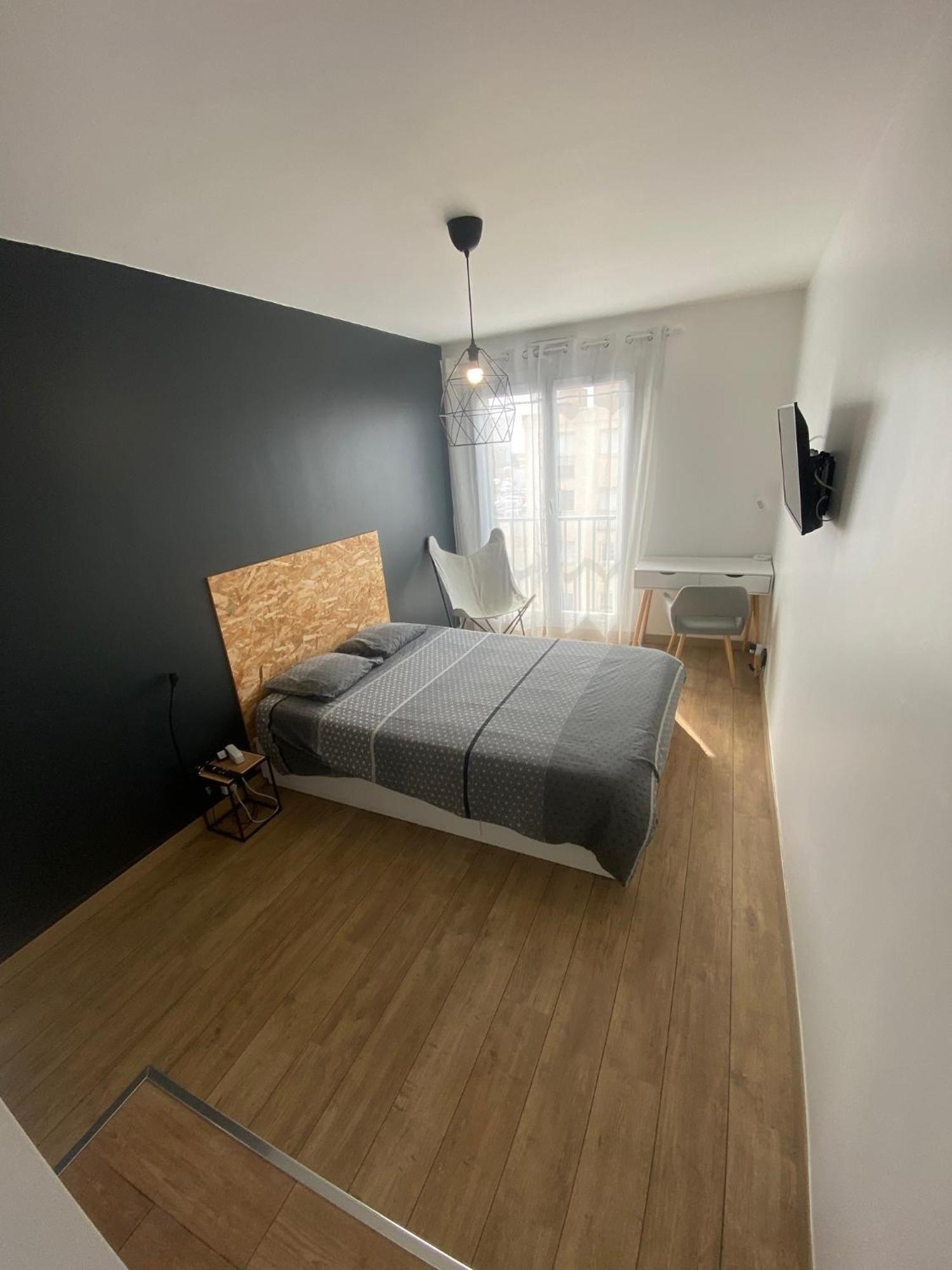 De 4 Proche Plage, Tram Et Aeroport Homestay Nice