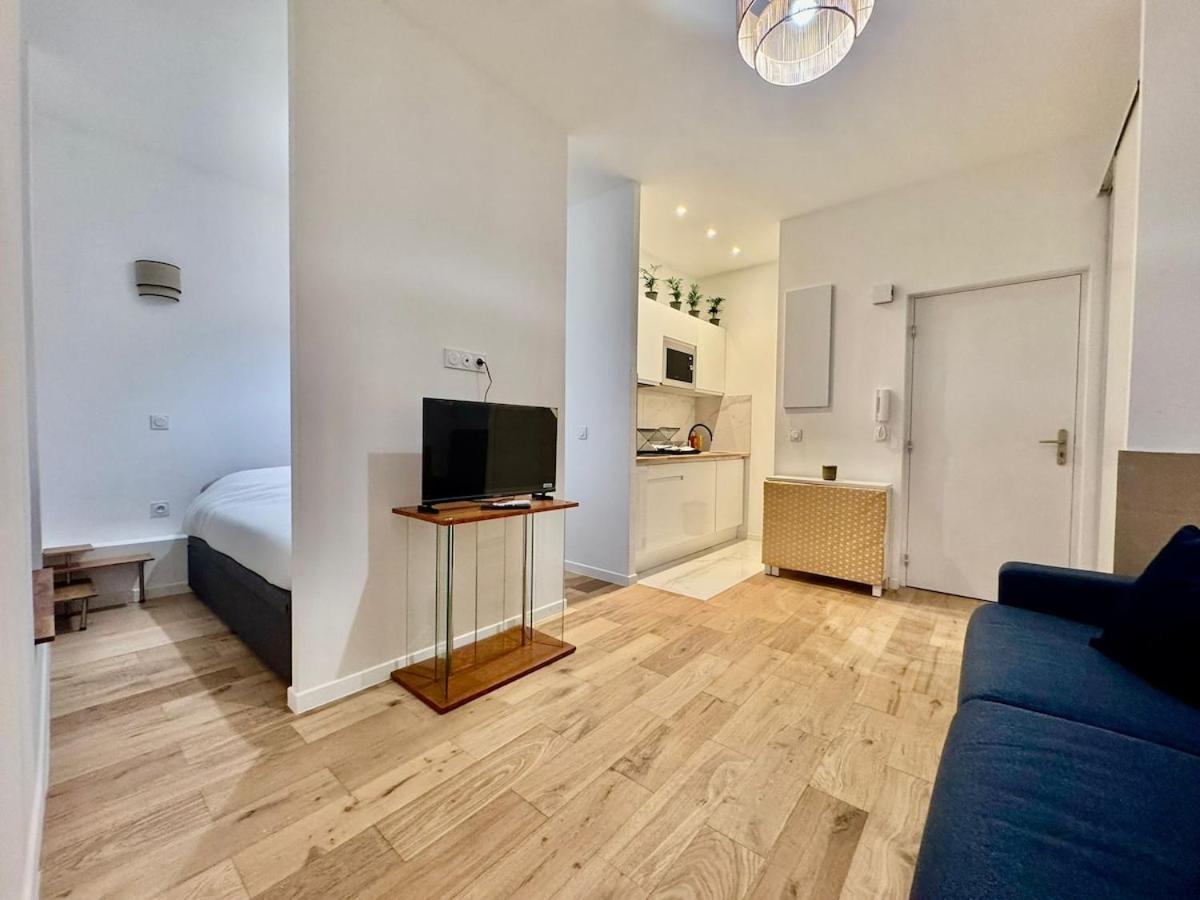 Charming In The Heart Of