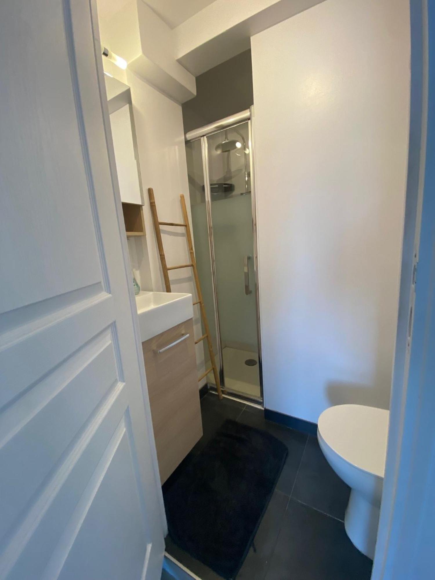 Homestay De 4 Proche Plage, Tram Et Aeroport *