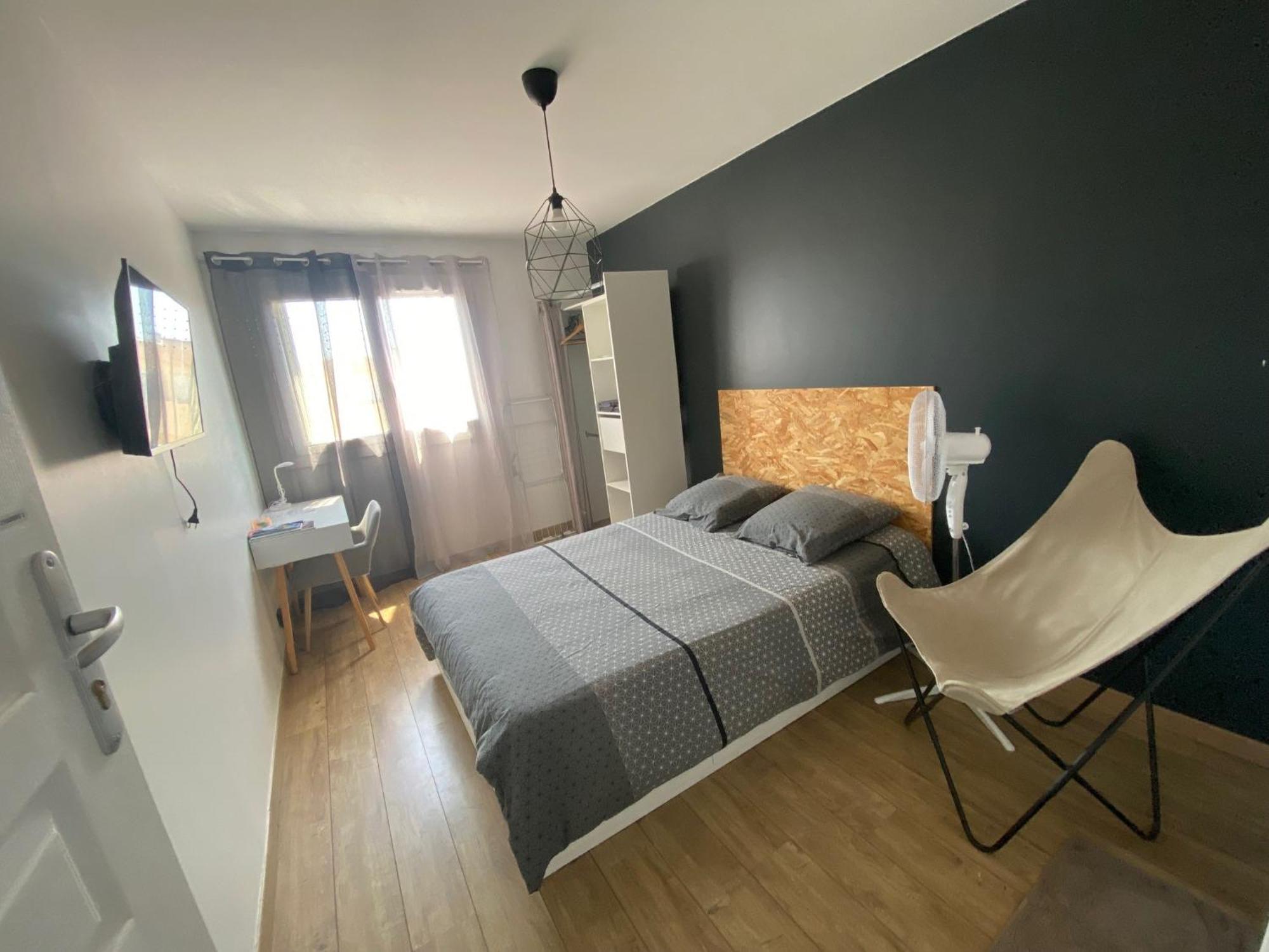 De 4 Proche Plage, Tram Et Aeroport