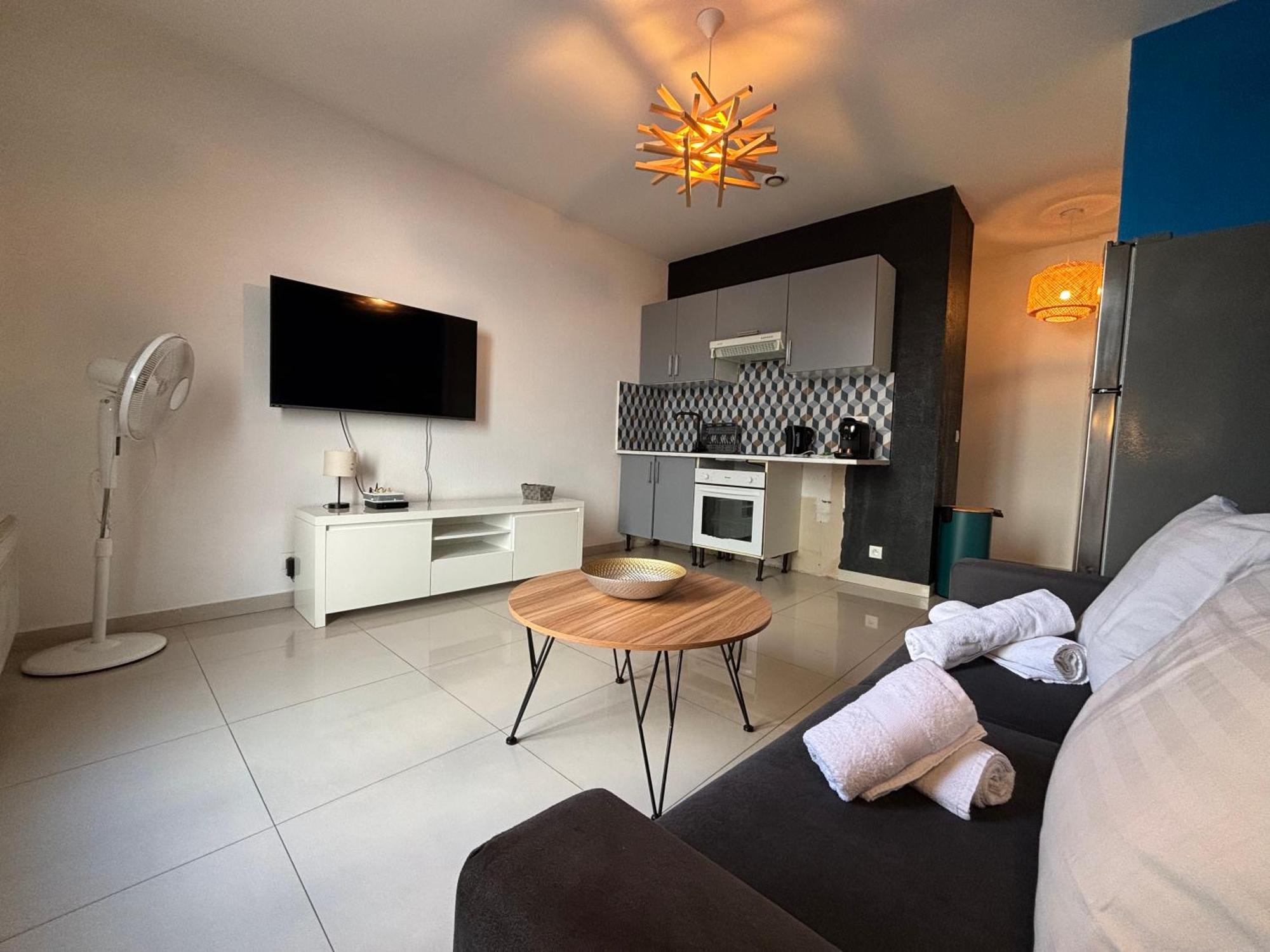 Apartment 2 Liberation Proche Tram Nice