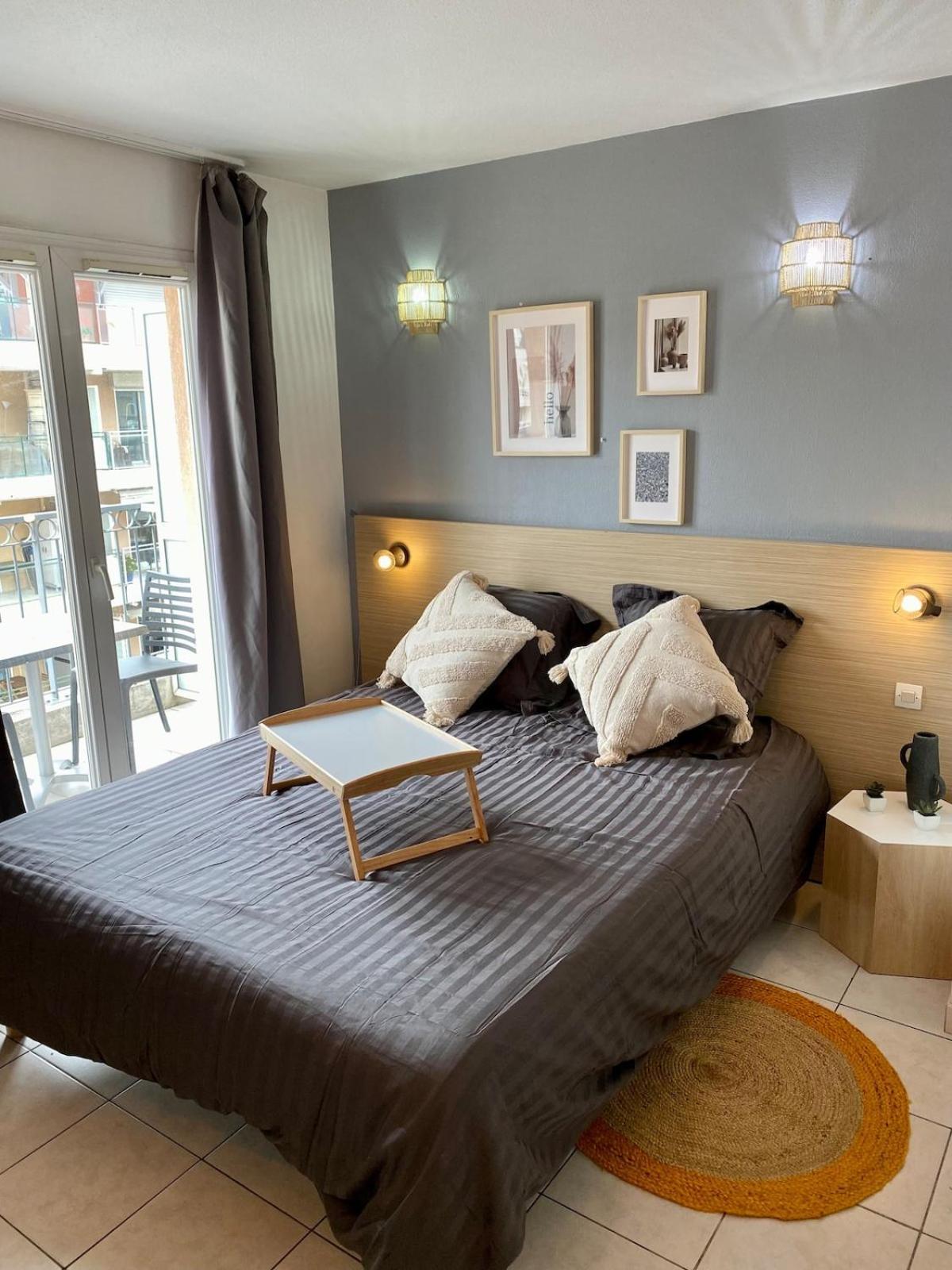 Charming With Swimming Pool Apartment Nice