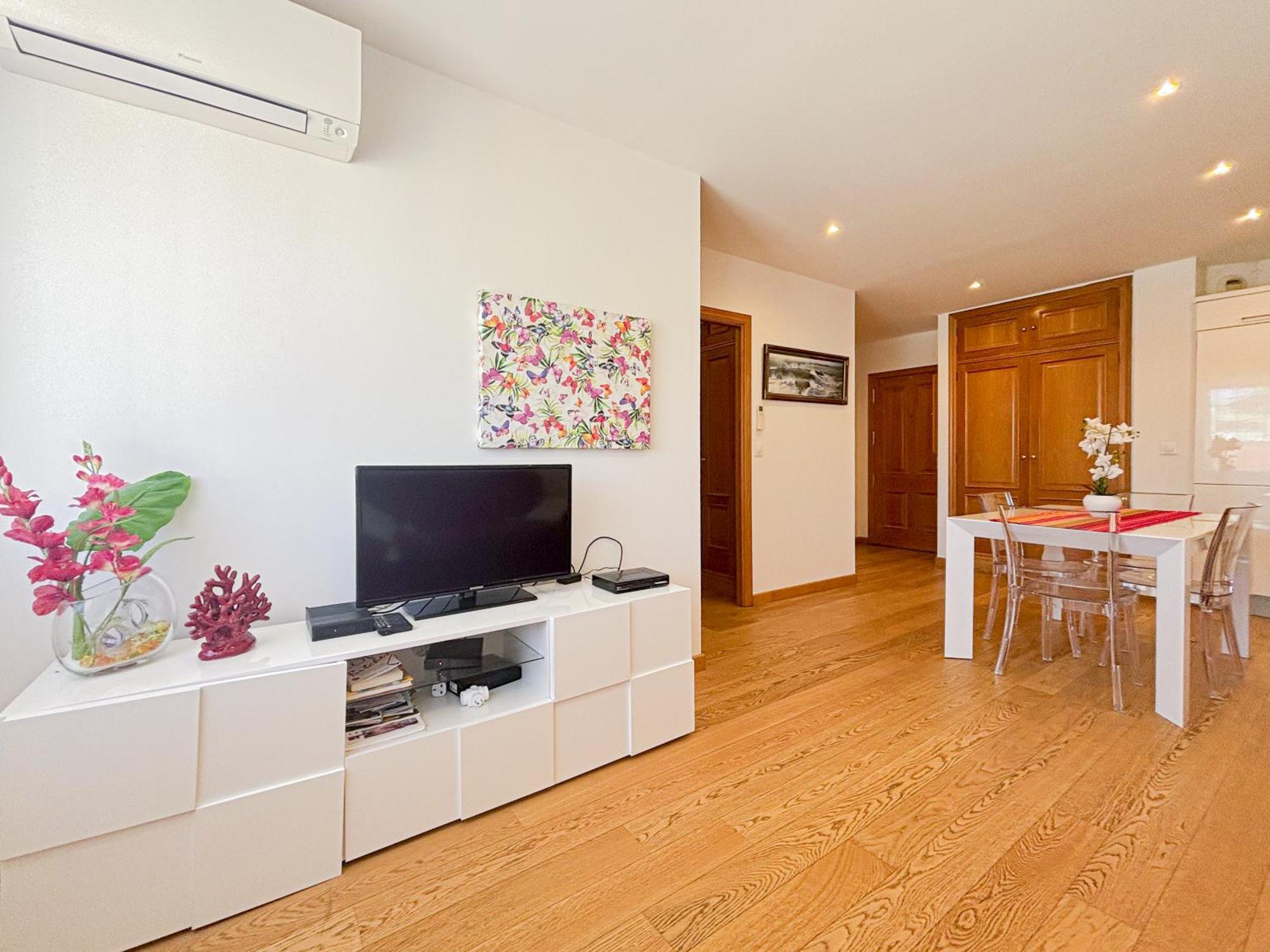 Apartment Zara - Wifi, Ac, 4 Pers