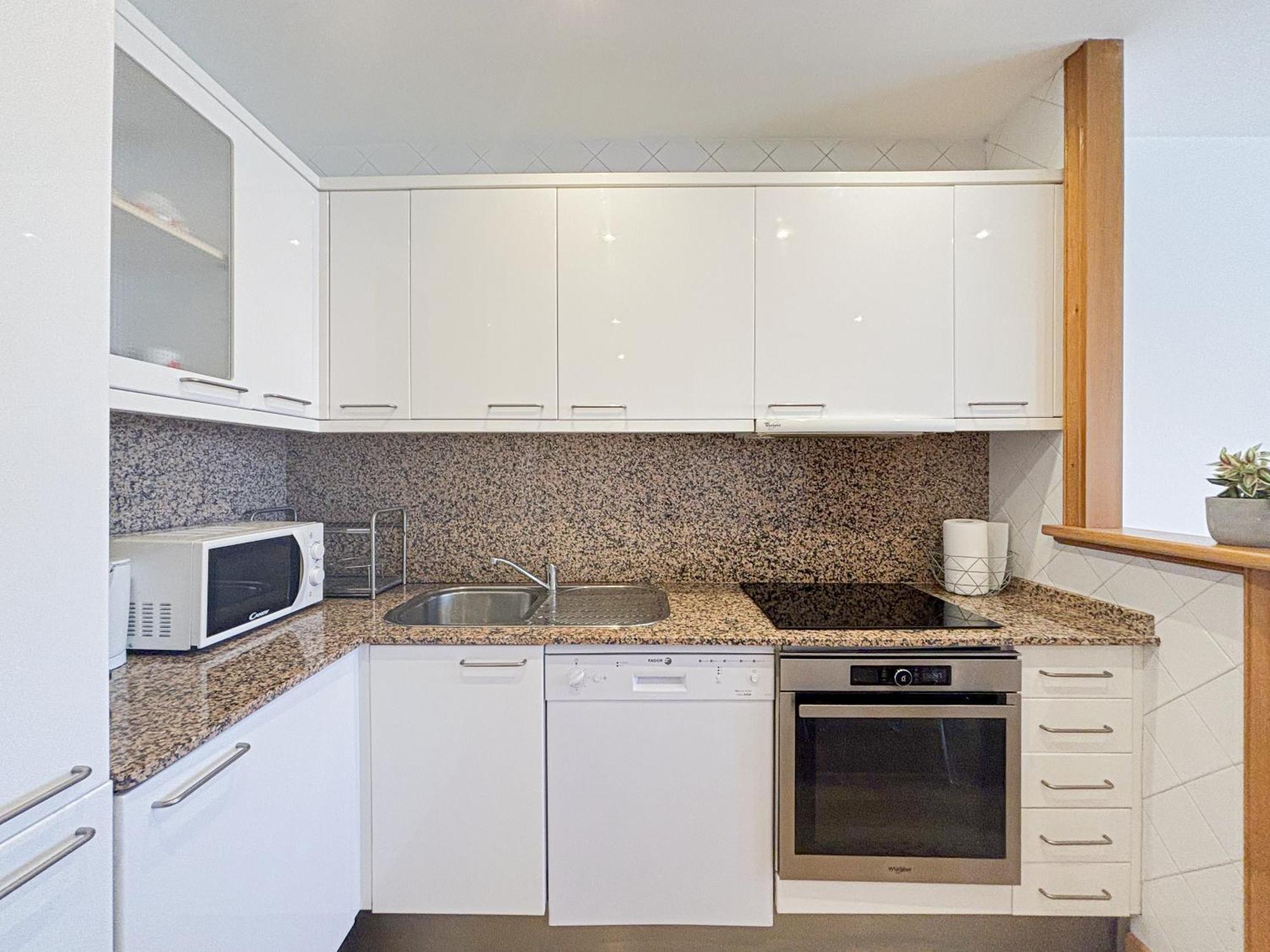 Zara - Wifi, Ac, 4 Pers Apartment