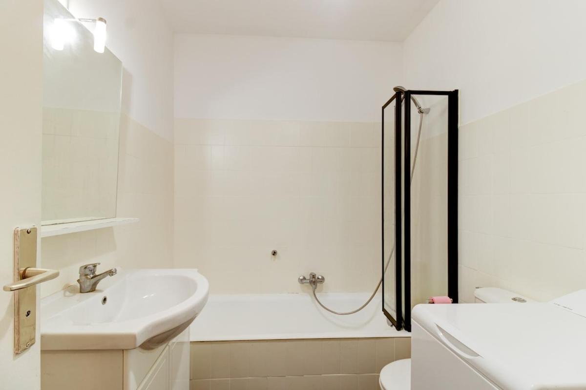 Apartment Cozy With Balcony Close To Garibaldi