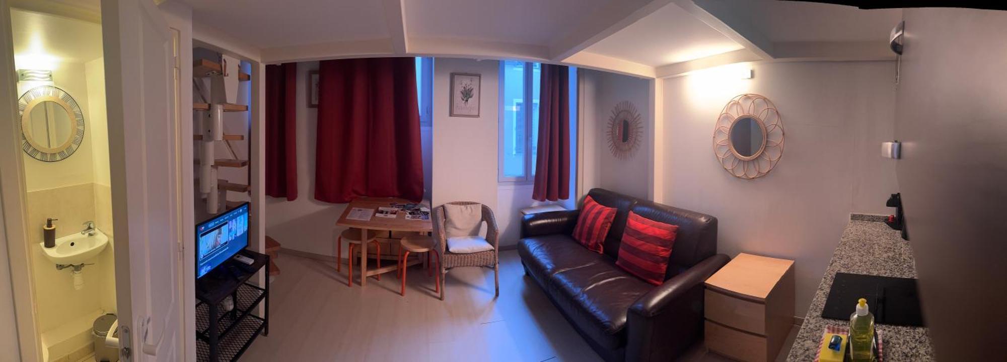 Tranquil With Mezzanine In Carre Dor Holiday home