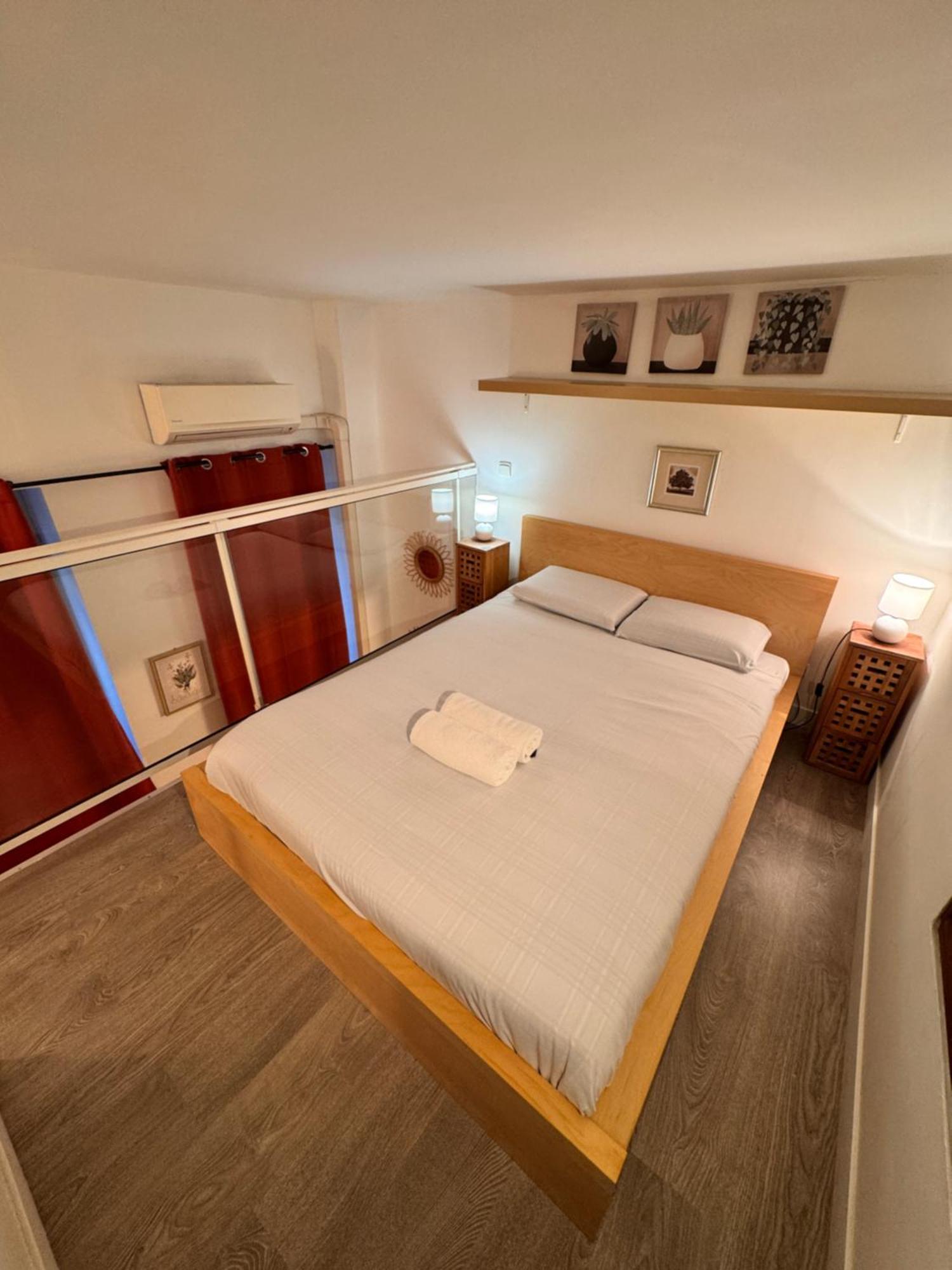 Tranquil With Mezzanine In Carre Dor *