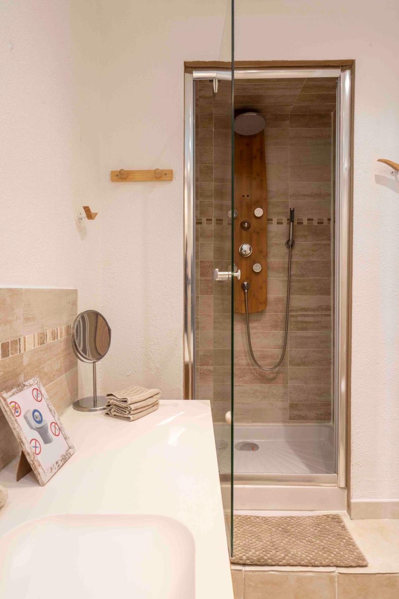 Charming Flat, Fully Equipped, Only 300m - La Loge