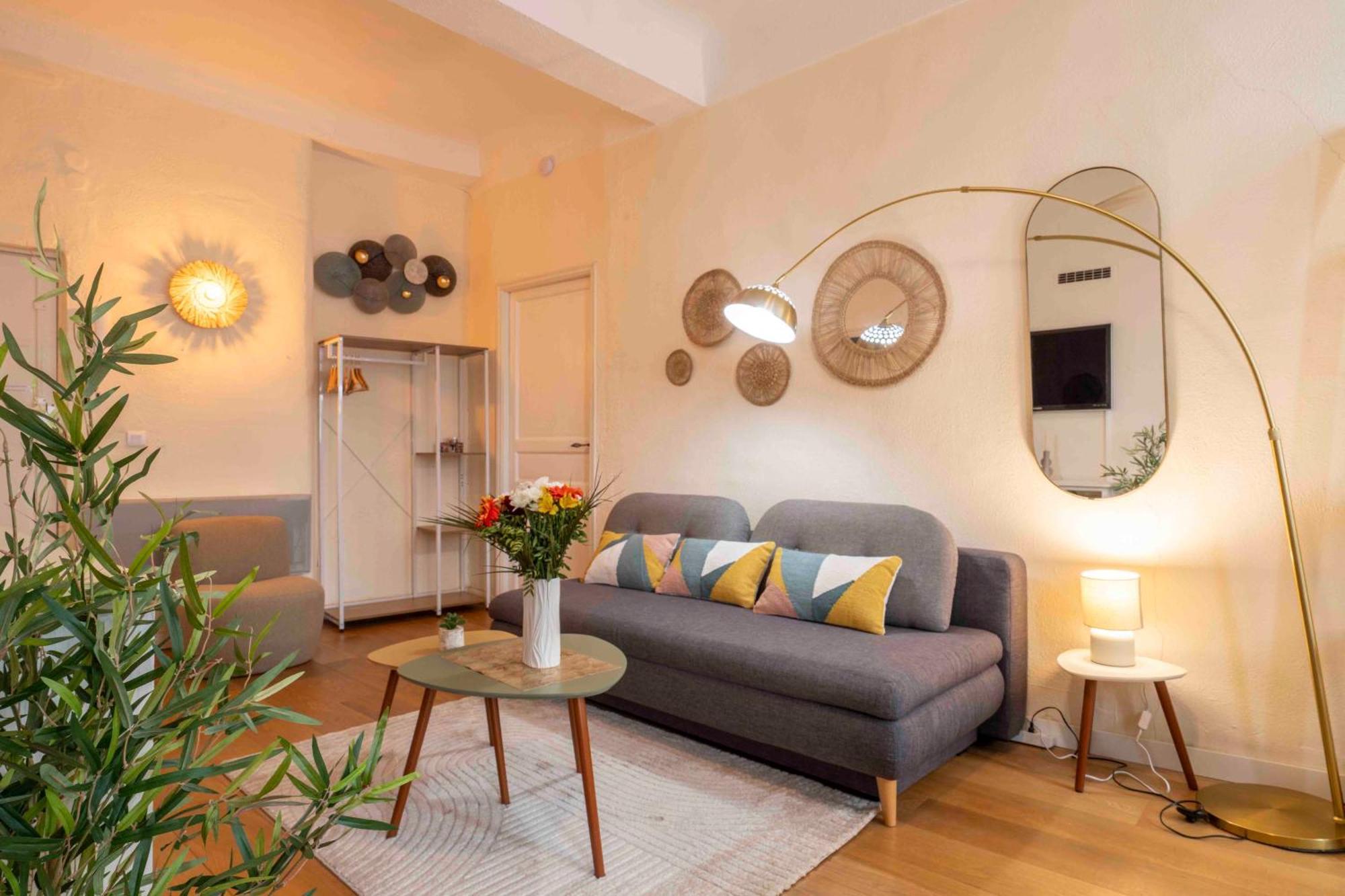 Charming Flat, Fully Equipped, Only 300m - La Loge Apartment
