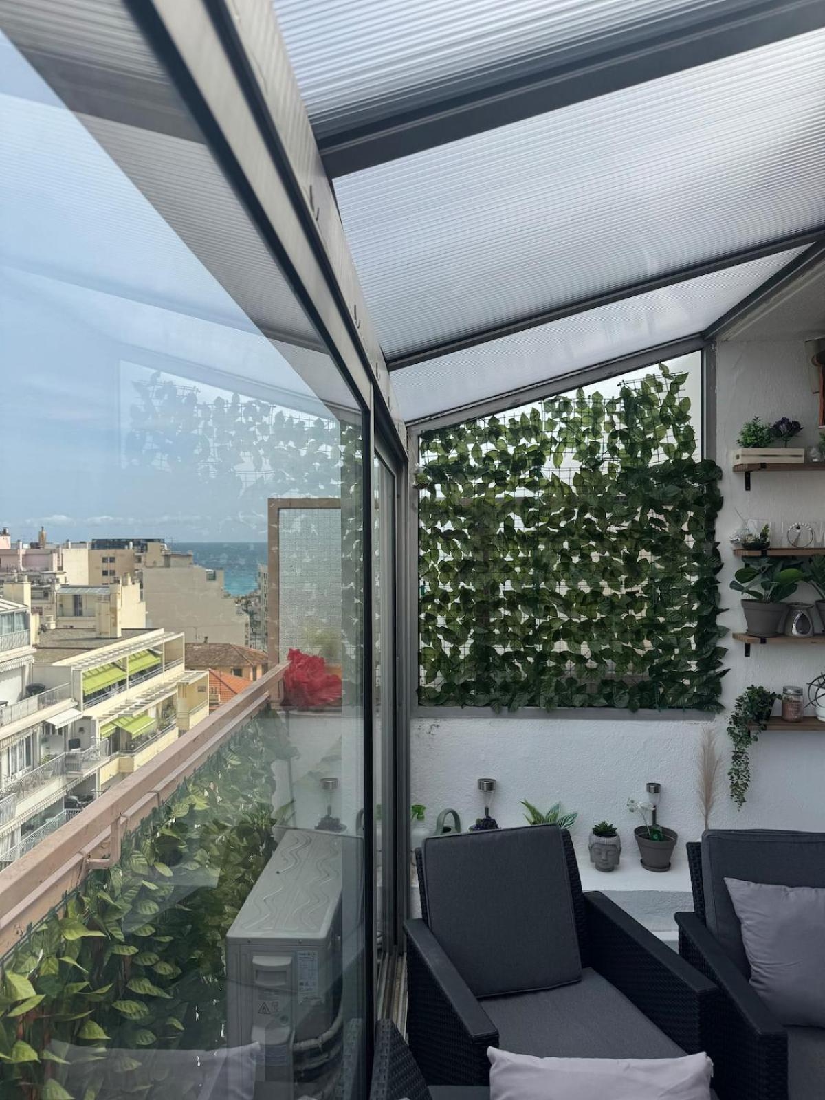 Apartment Floor With Sea View, Clim And Veranda Nice