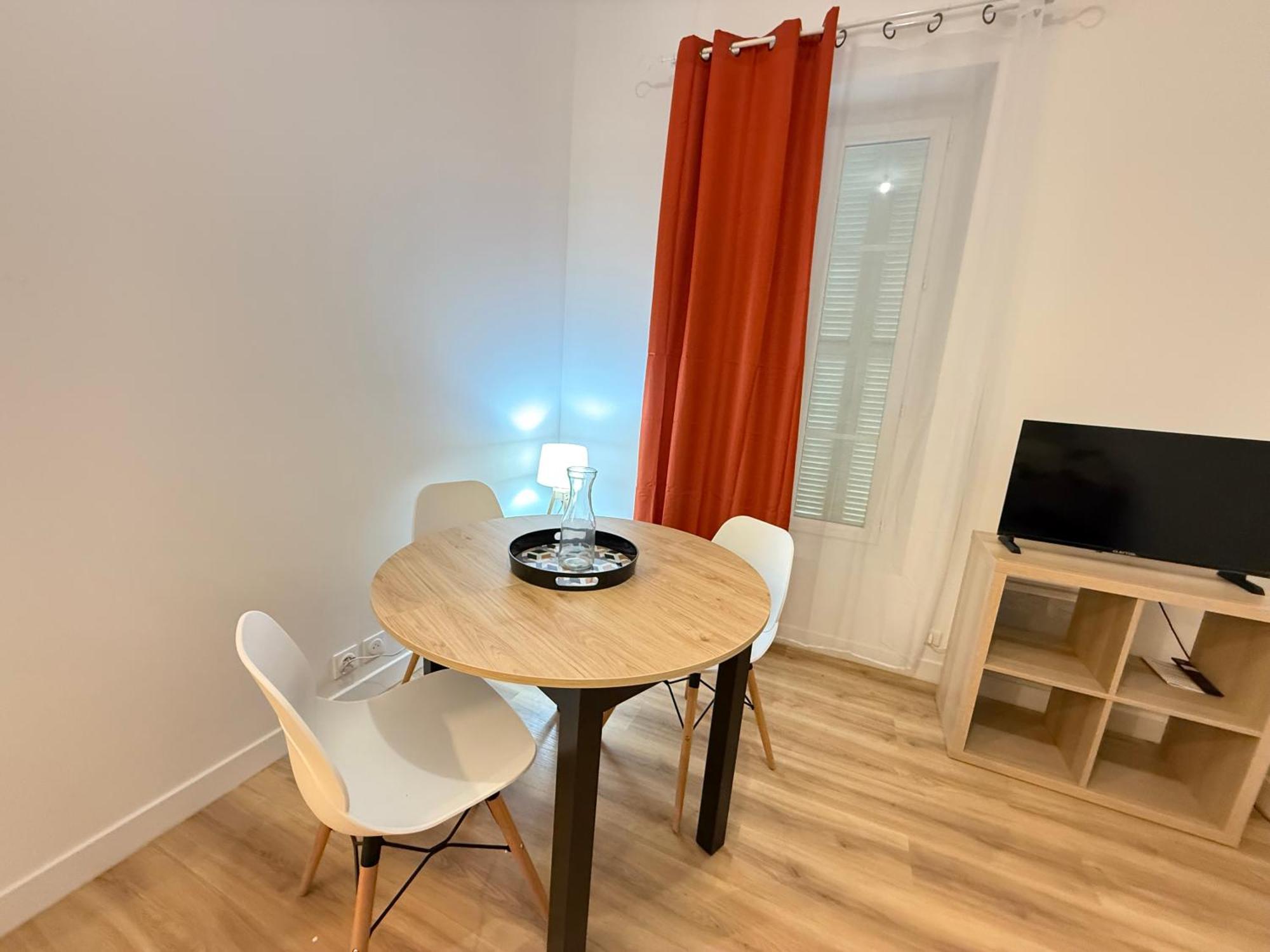 Amira Angely Vauban * Nice