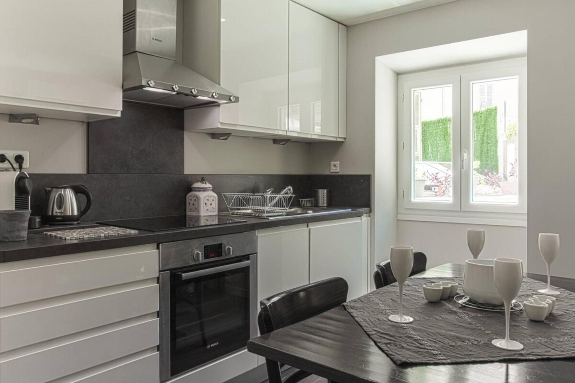Joffre 9 - Near Massena Square - Terrace Apartment