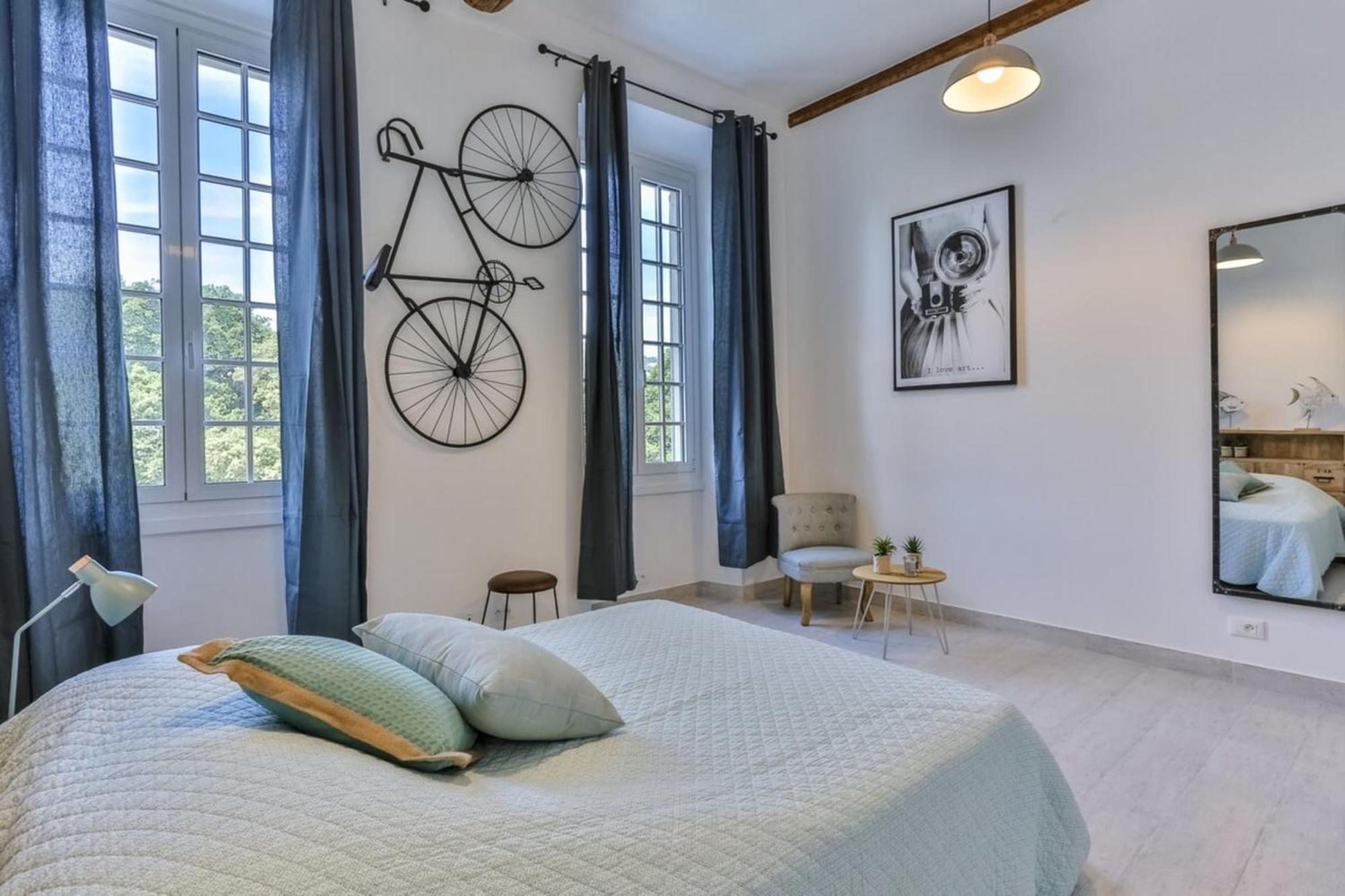 Garib - Place Garibaldi - 4 - Balcony Apartment *