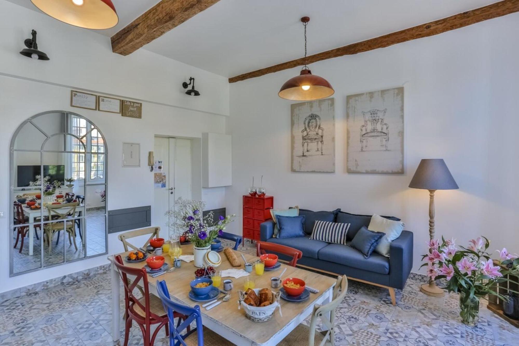 Garib - Place Garibaldi - 4 - Balcony Apartment *