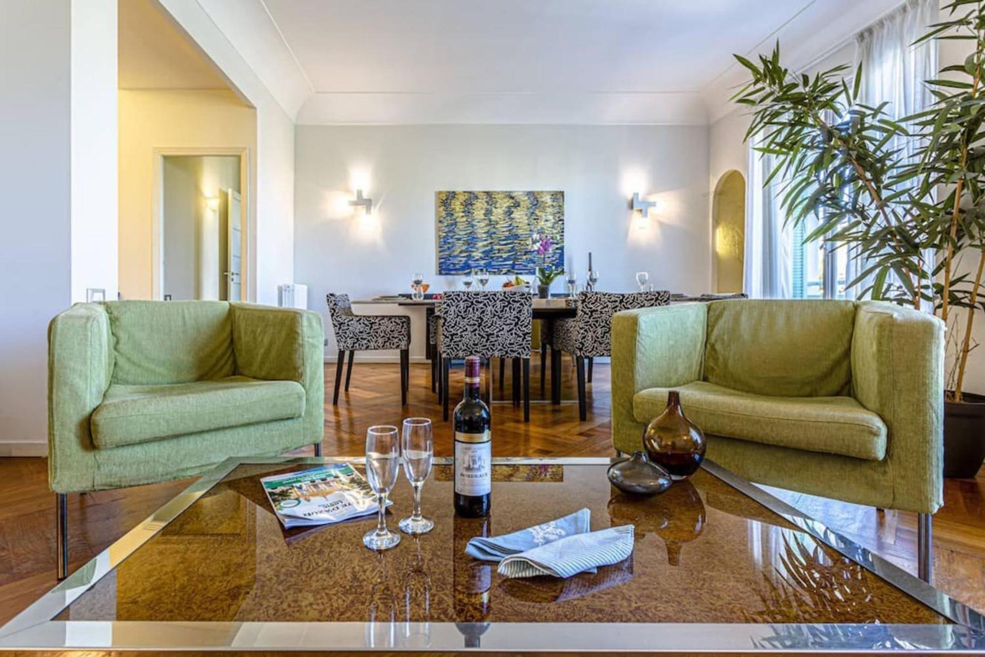 Apartment My Casa - Victor Hugo - Beautiful - View Over Garden