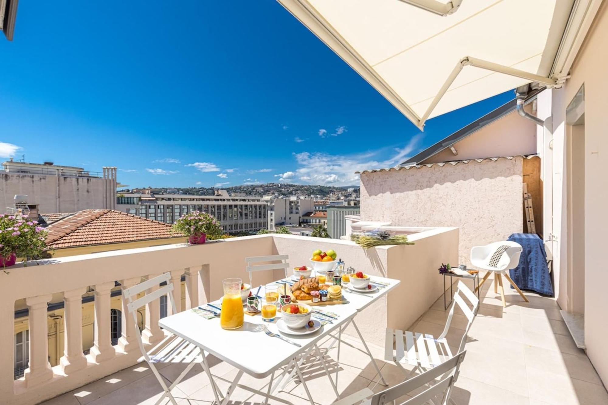 Spitalieri- Sunny Terrace With View -New Apartment * Nice