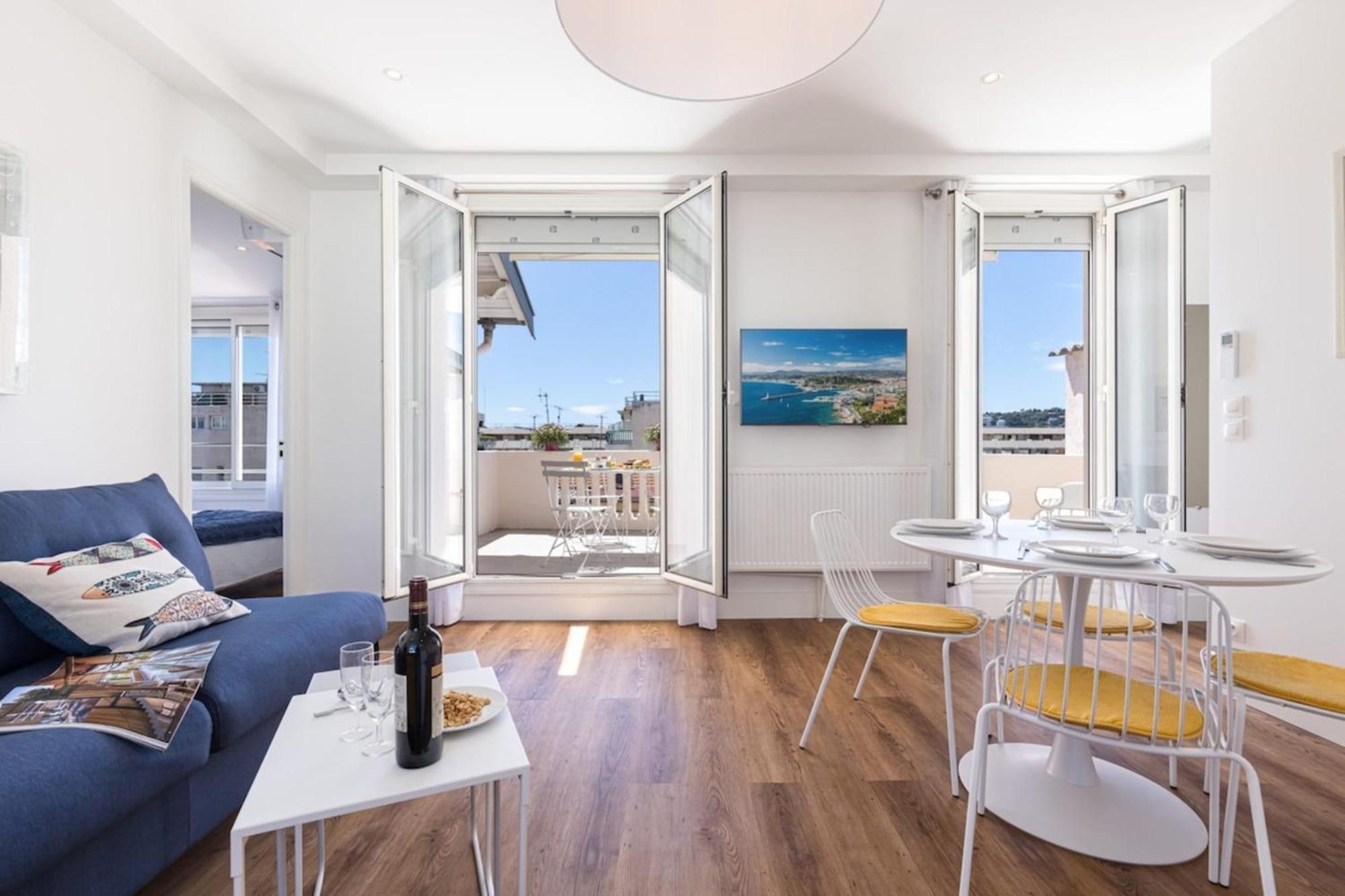 Spitalieri- Sunny Terrace With View -New Apartment