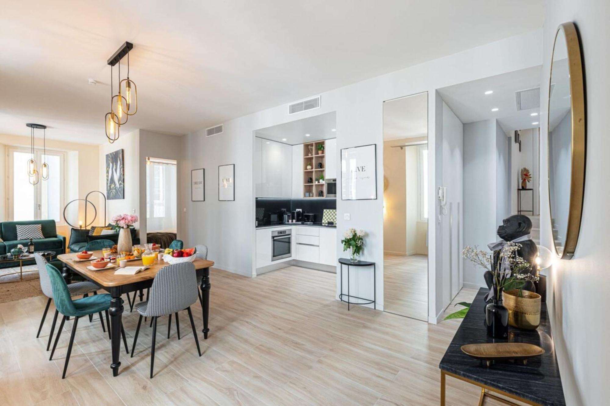 Apartment Gesu - 2 Bedroom In Old Town - Gesu Square Nice